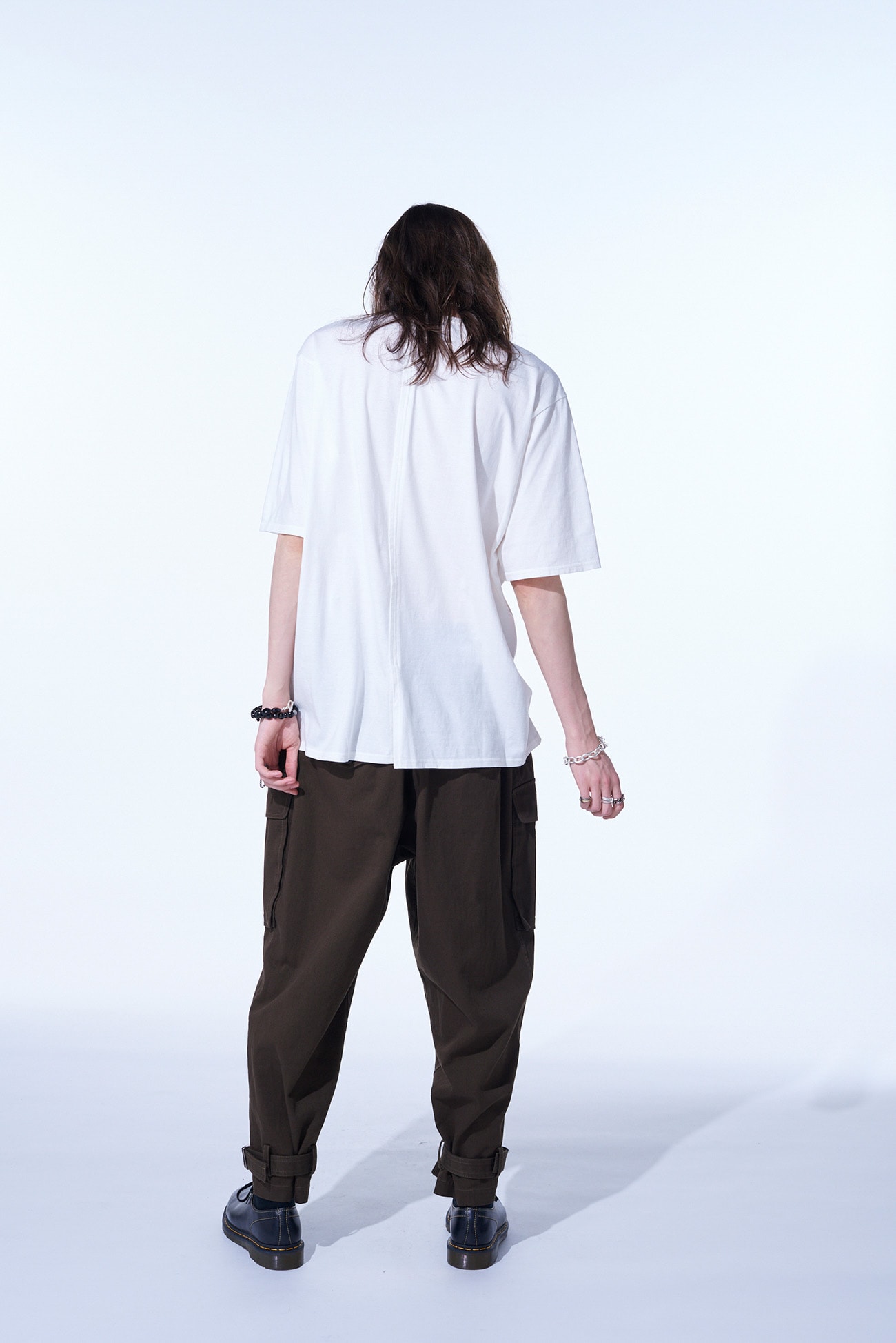 COTTON DRILL CARGO PANTS WITH BELTED HEMS