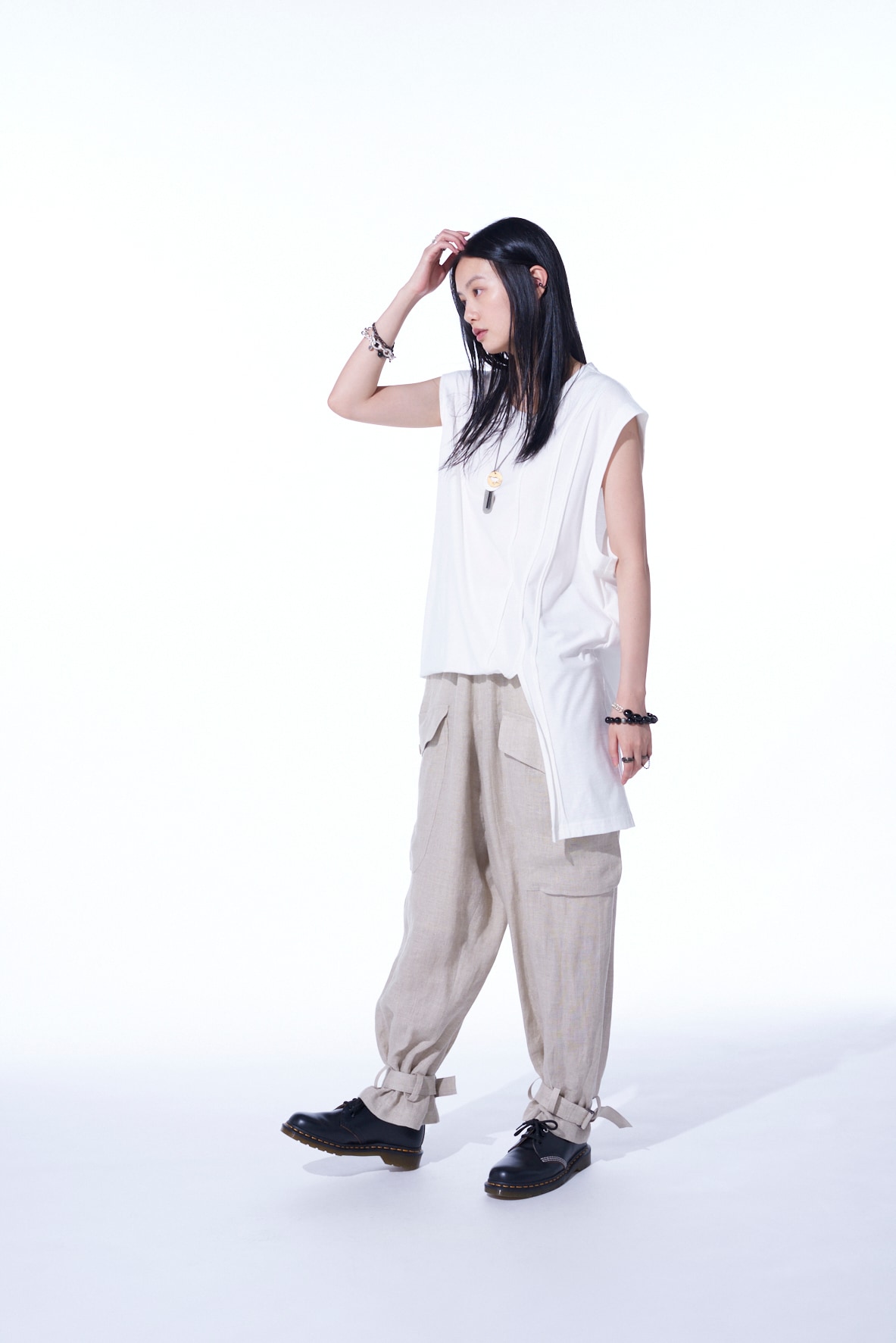 LINEN GAUZE CARGO PANTS WITH BELTED HEMS