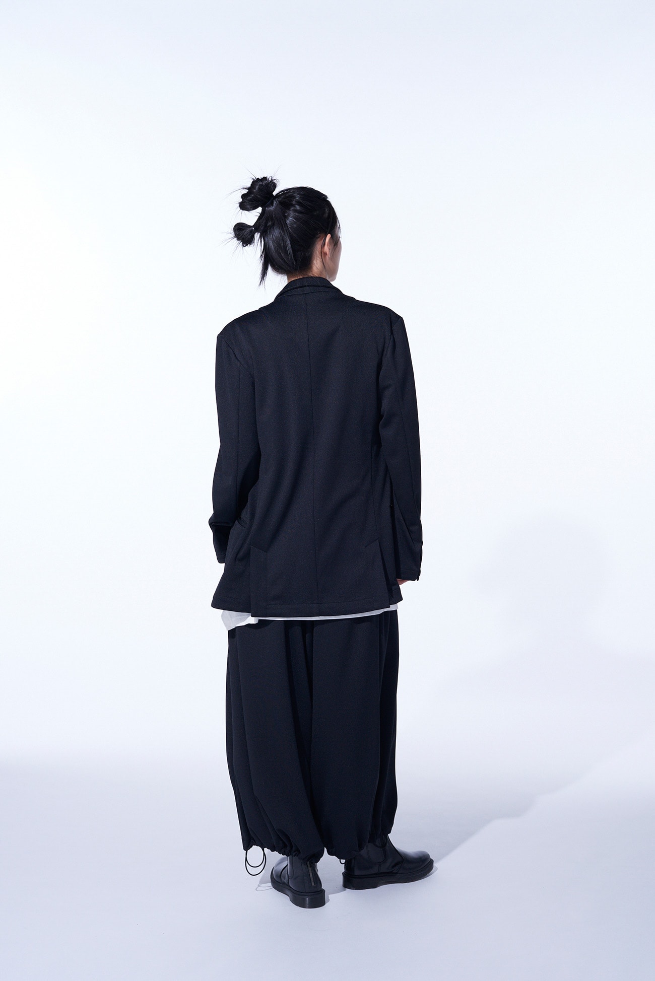 POLYESTER SMOOTH JERSEY 12-PLEATS PANTS