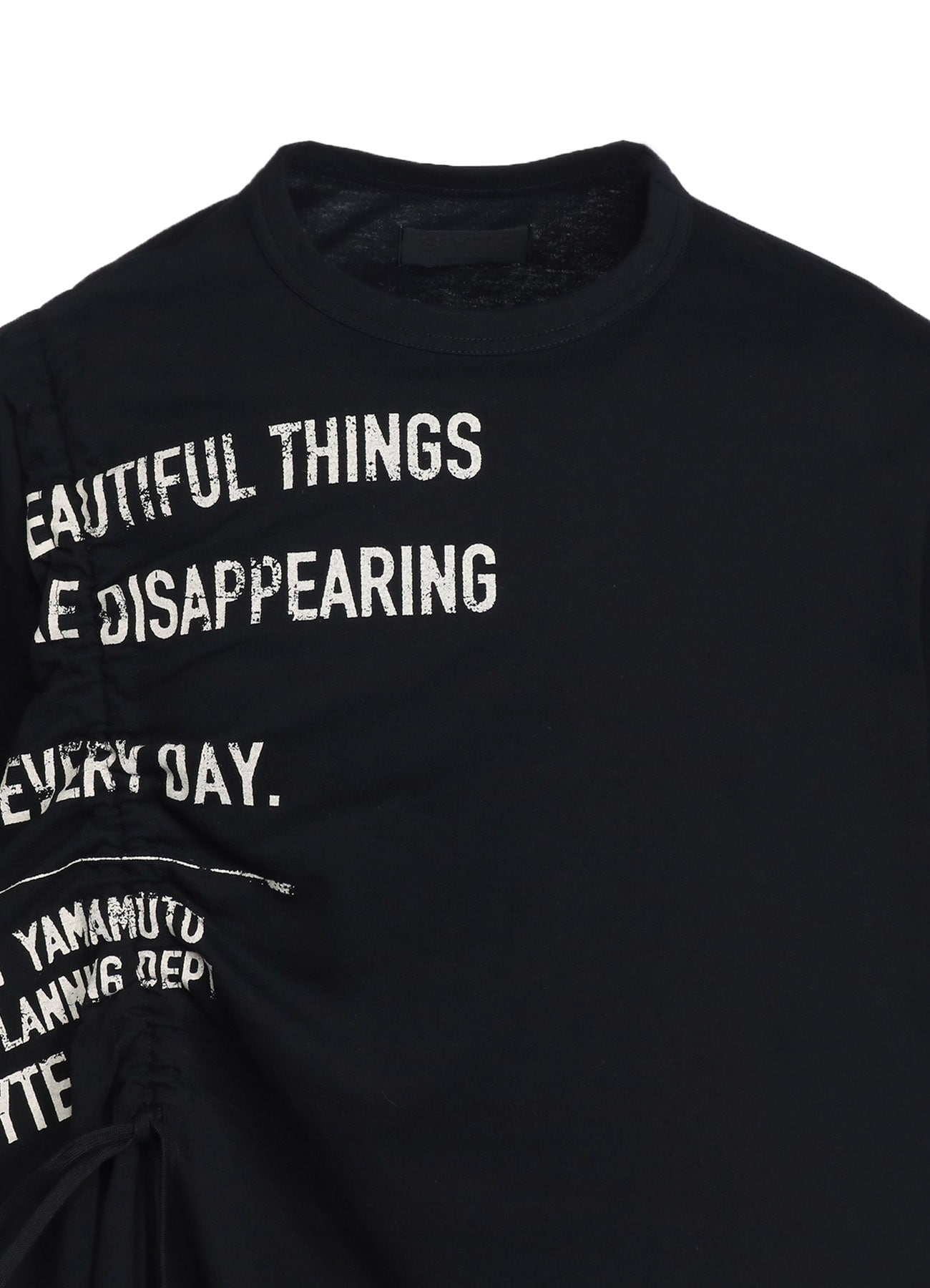 PIGMENT PRINT "BEAUTIFUL THINGS" STRINGS GATHERED T-SHIRT