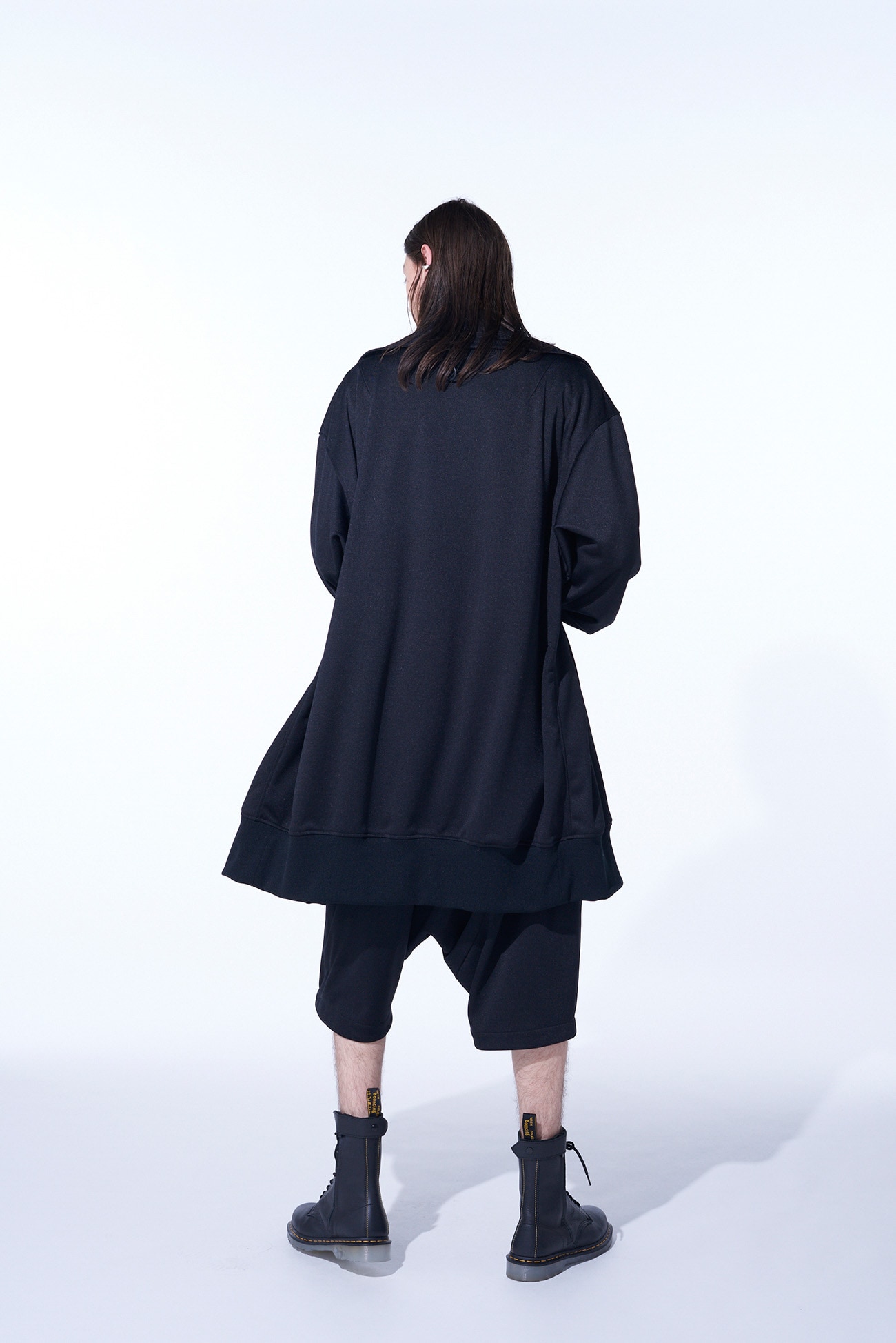 POLYESTER SMOOTH JERSEY OVERSIZED LONG TRUCK TOP(M Black): S'YTE 