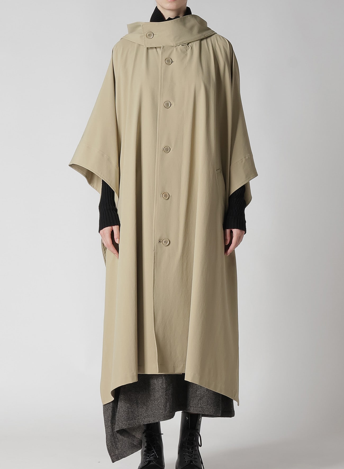 MATTE NYLON WEATHER CAPE