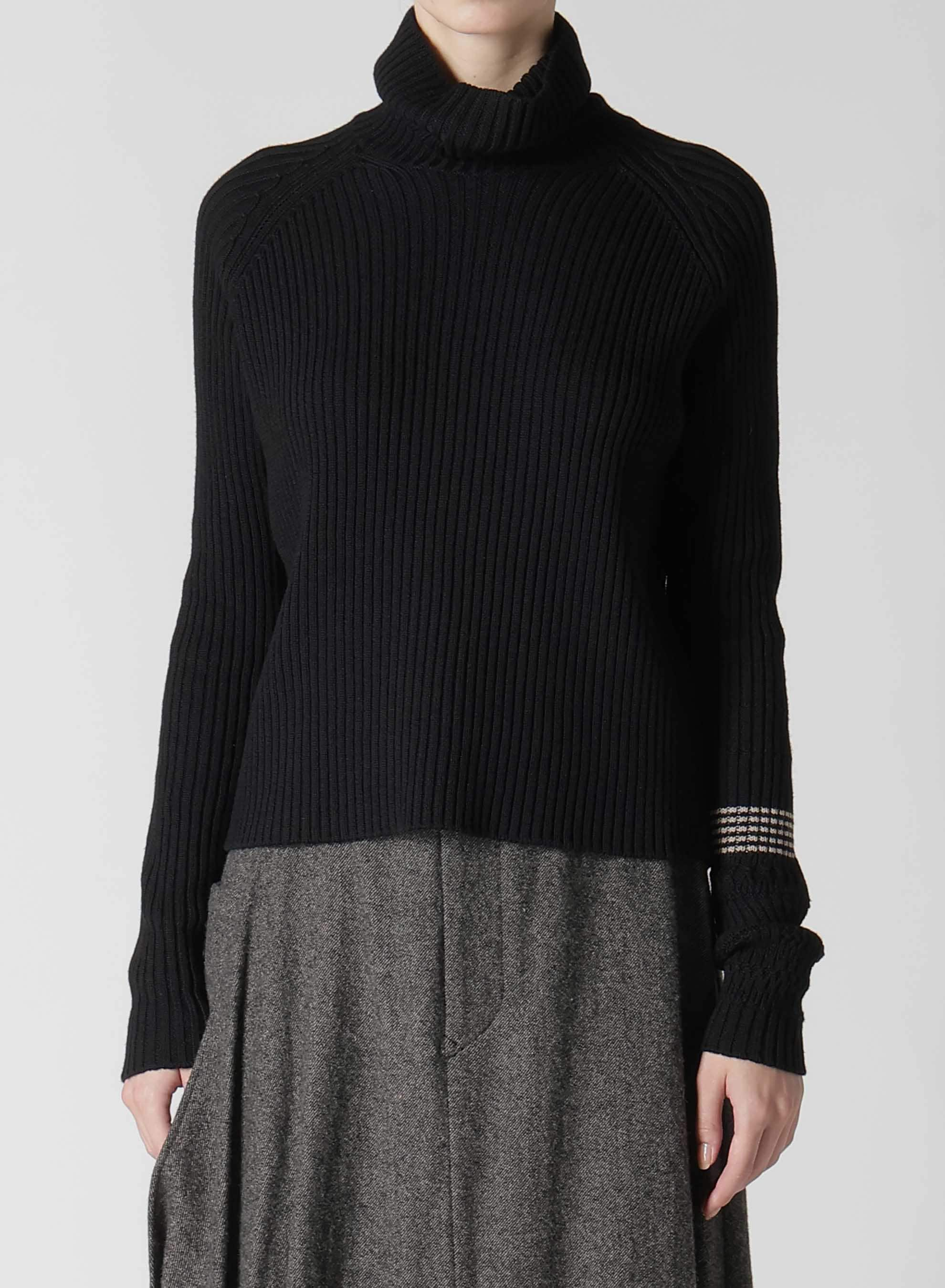 WOOL RIB TURTLE NECK PULLOVER