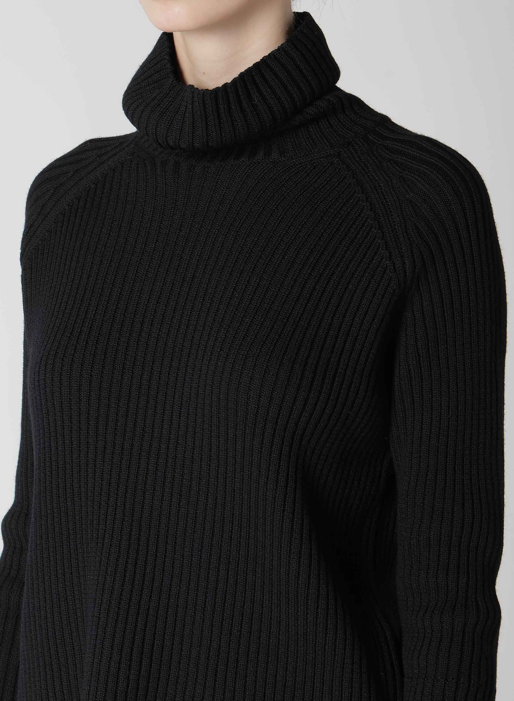 WOOL RIB TURTLE NECK PULLOVER