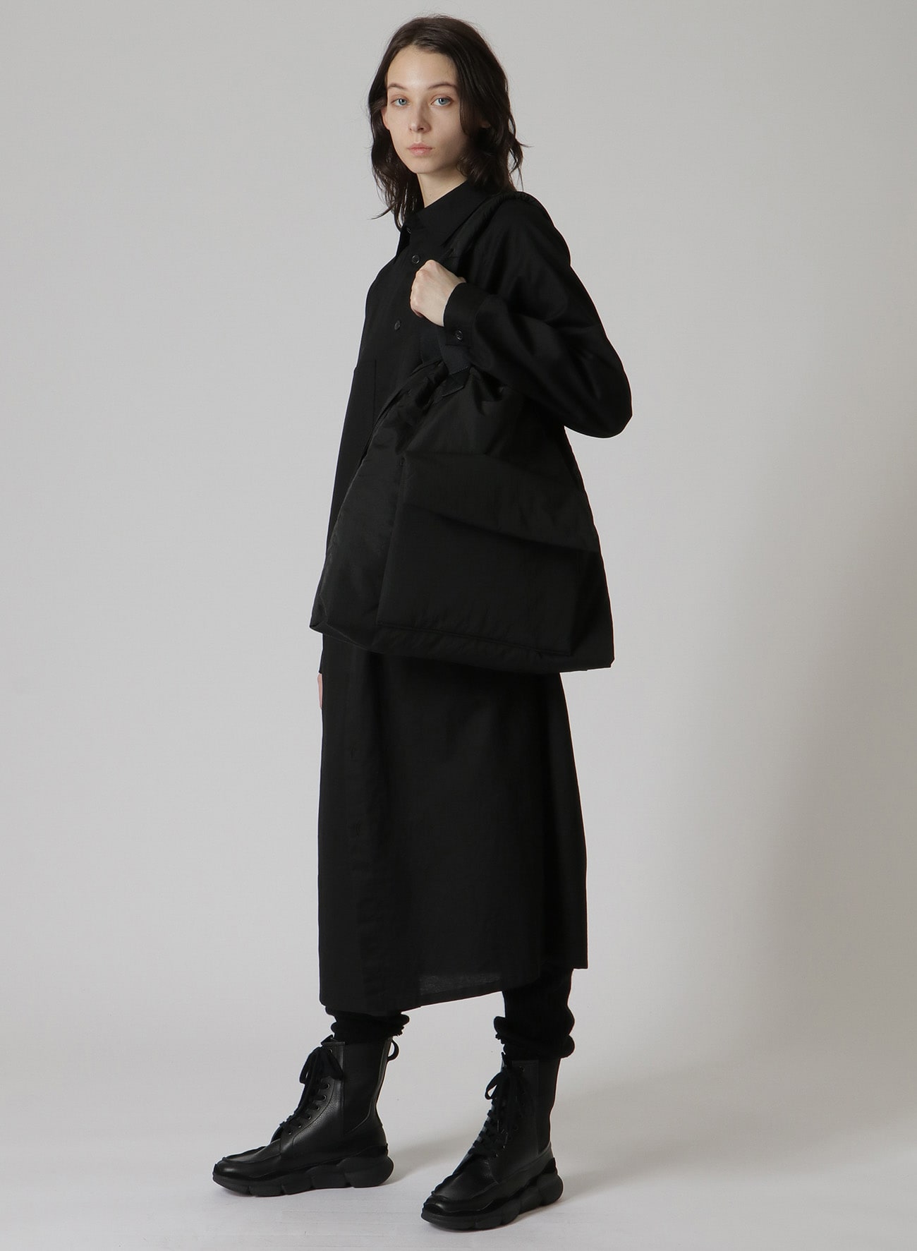 NYLON TAFFETA PADDED DRAWSTRING BAG