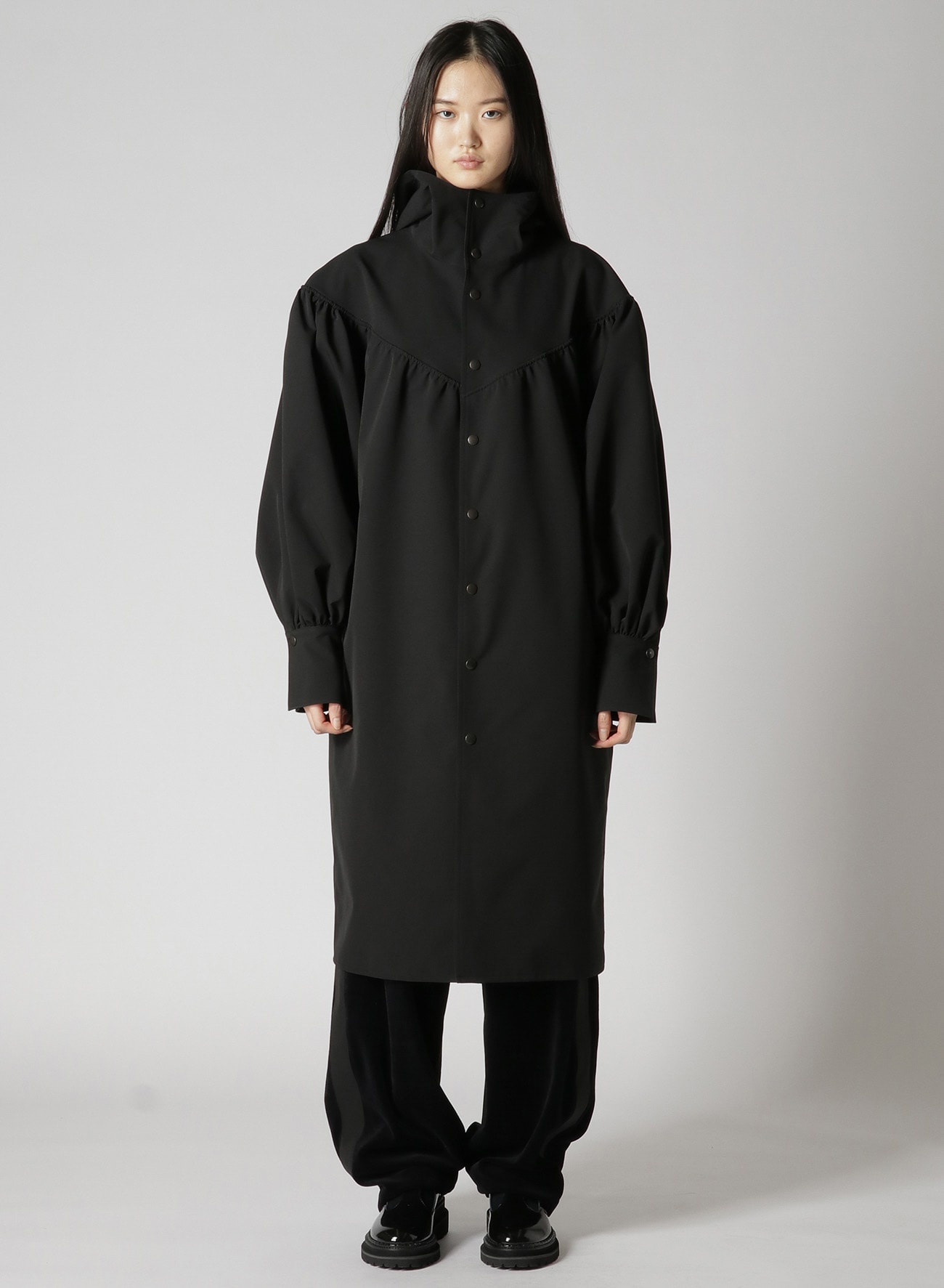 WATER REPELLENT POLYESTER STRETCH RAINCOAT