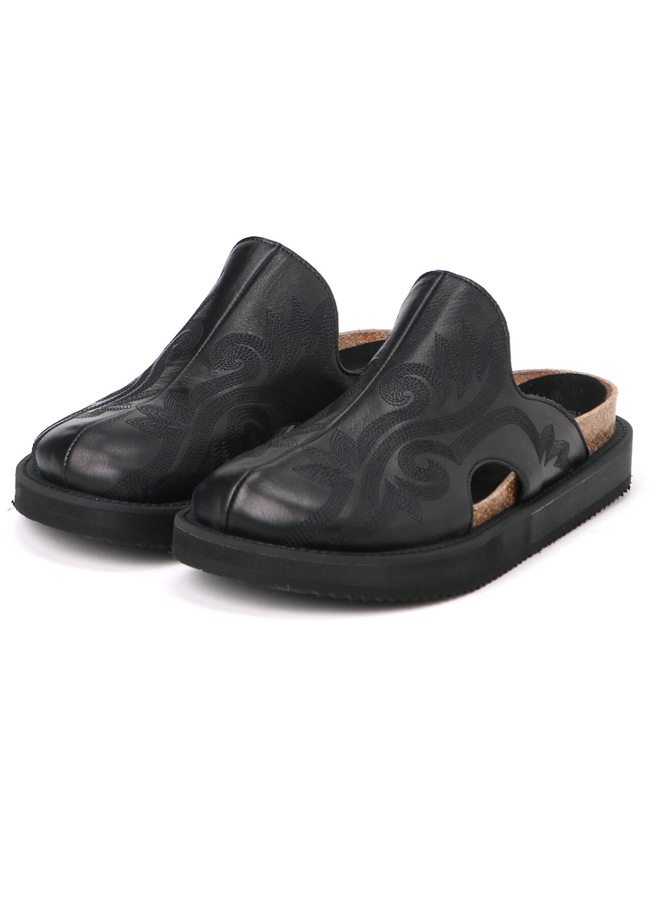 COW LEATHER EMBROIDERED SANDALS(23.5 Black): Y's....｜THE SHOP