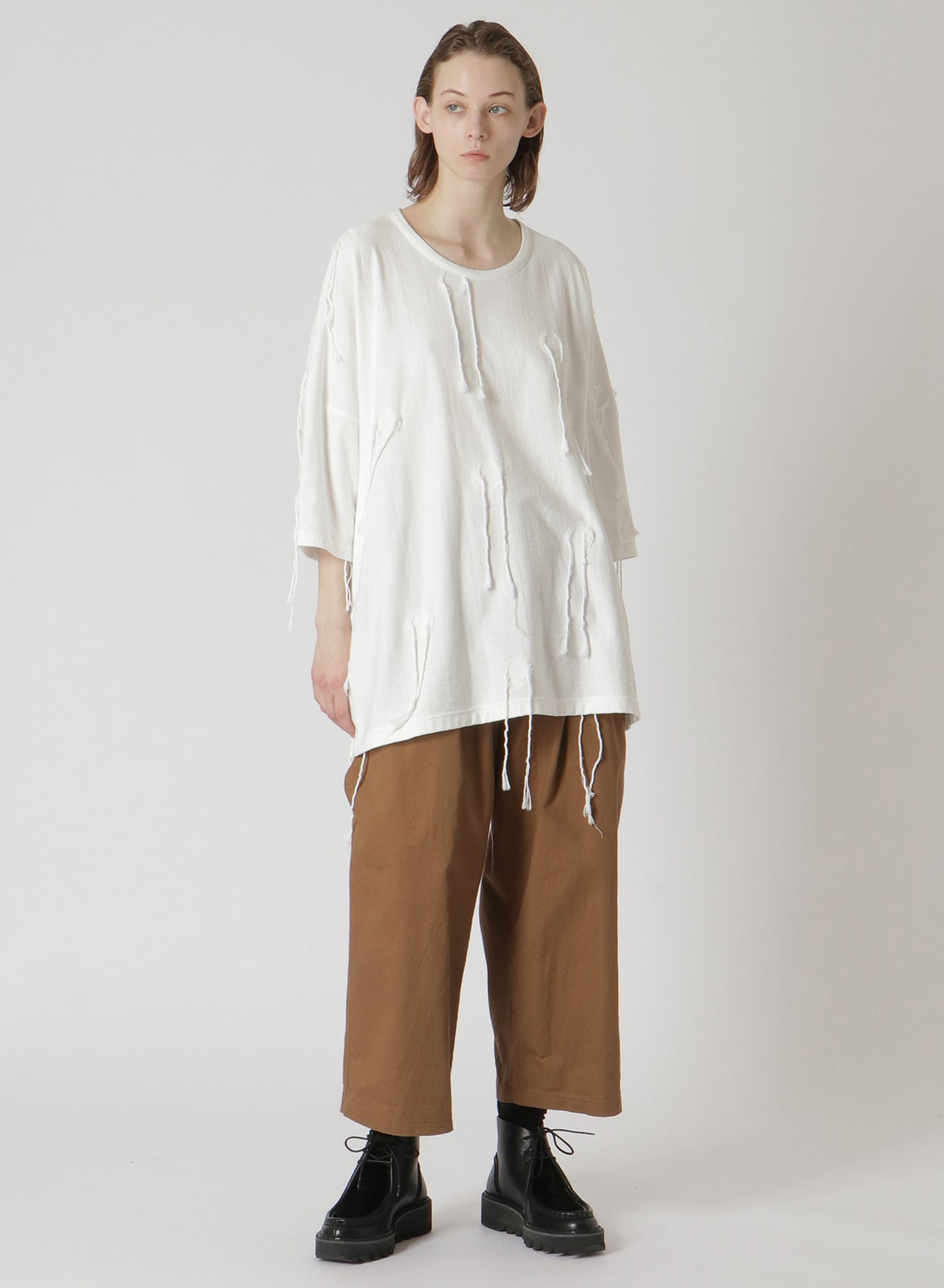 ROUND NECK OVERSIZED T-SHIRT