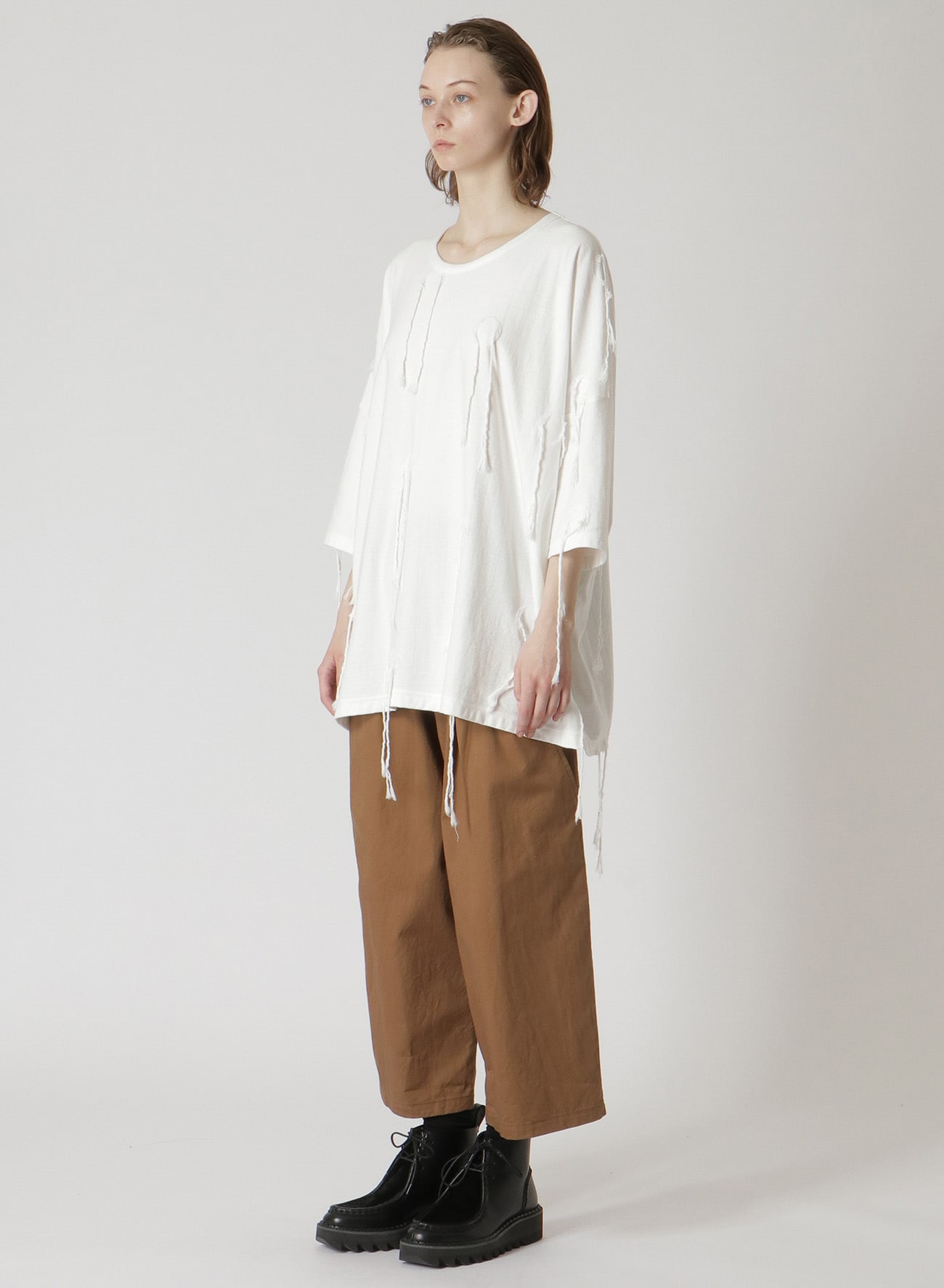 ROUND NECK OVERSIZED T-SHIRT