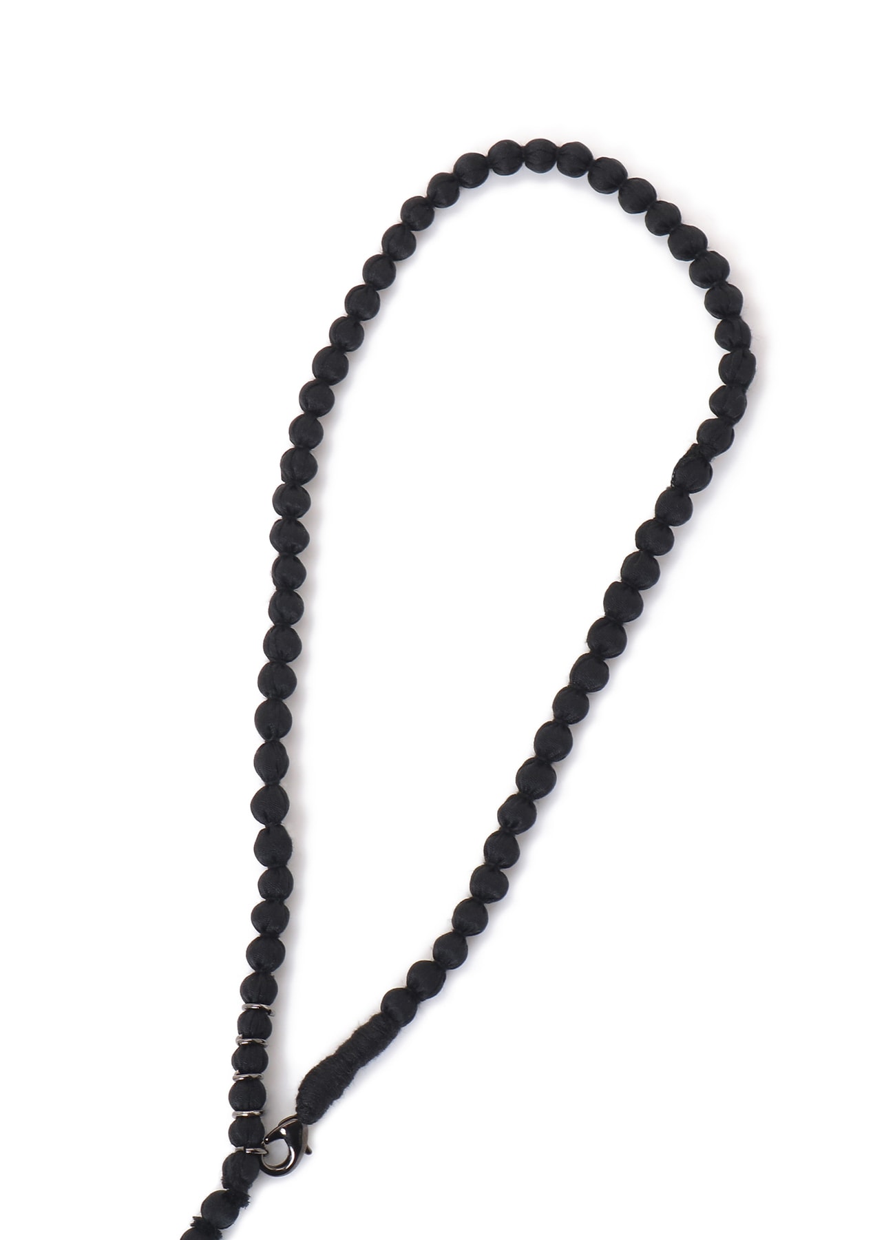 SMALL SILK BALL NECKLACE