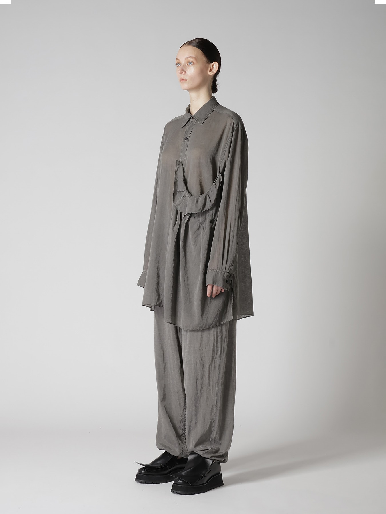 CUPRO/COTTON GARMENT DYED LEFT SIDE TUCK SHIRT