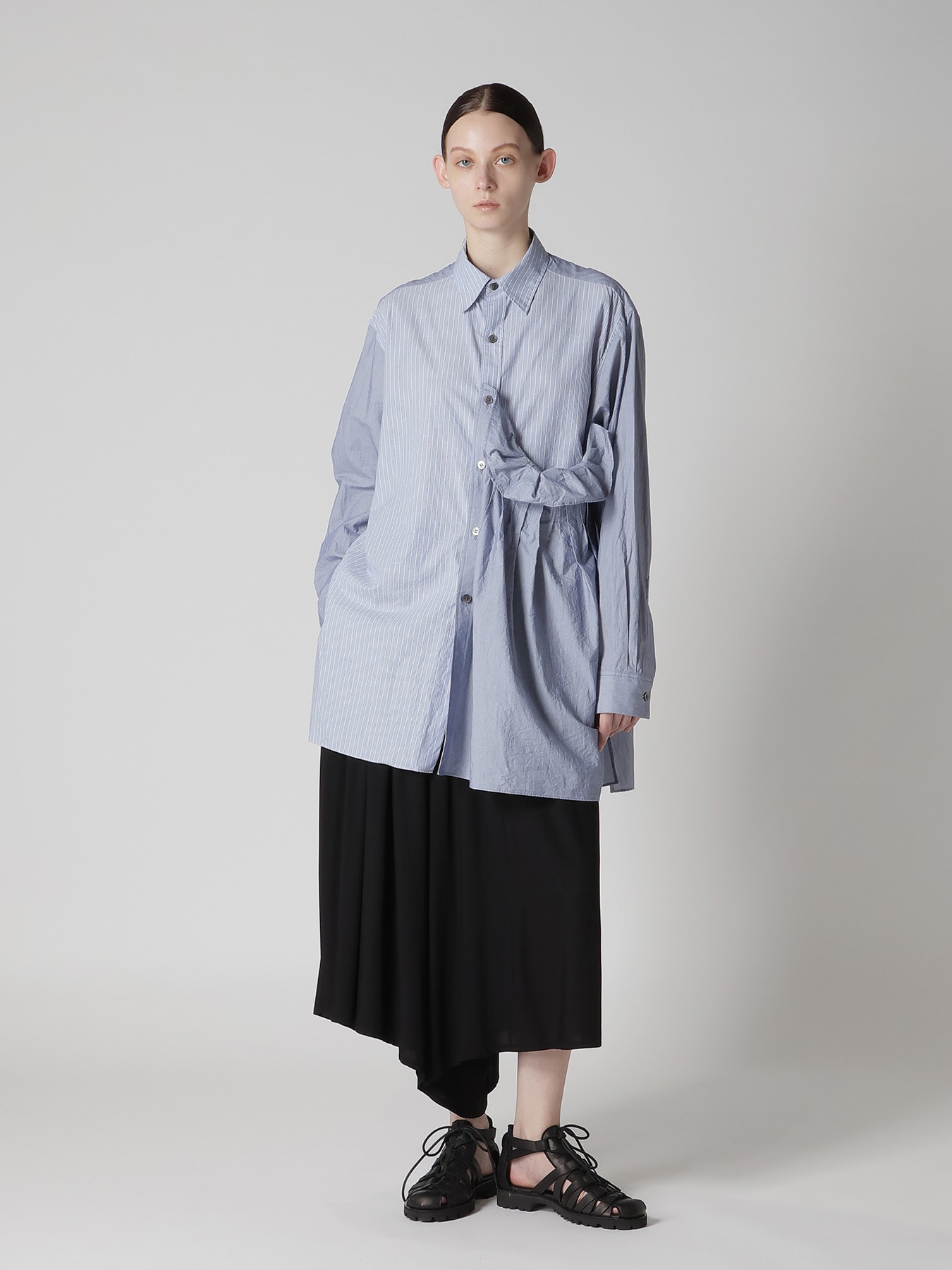 LEFT SIDE TUCK SHIRT