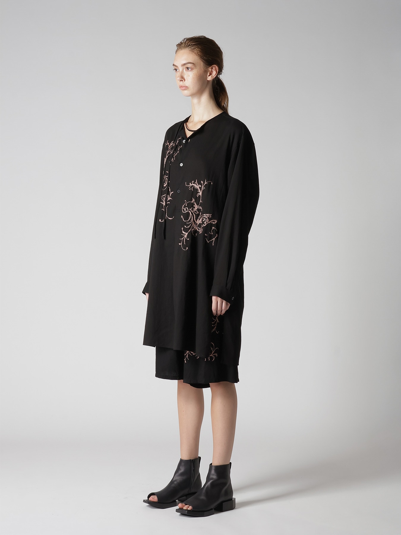 BOTANICAL EMBROIDERY DRAW STRING BROUSE