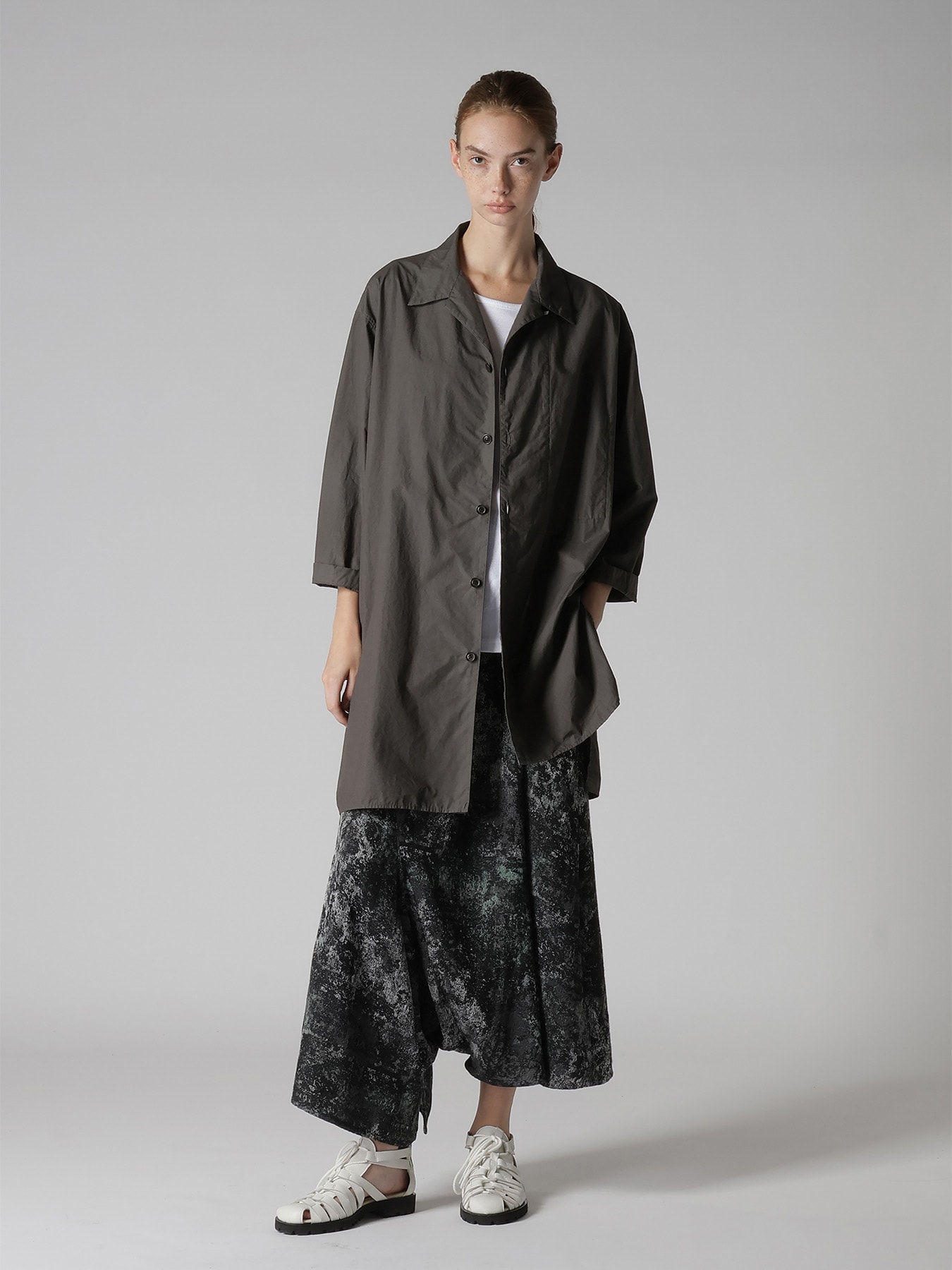 COTTON TYPEWRITER 3/4 SLEEVE BLOUSE