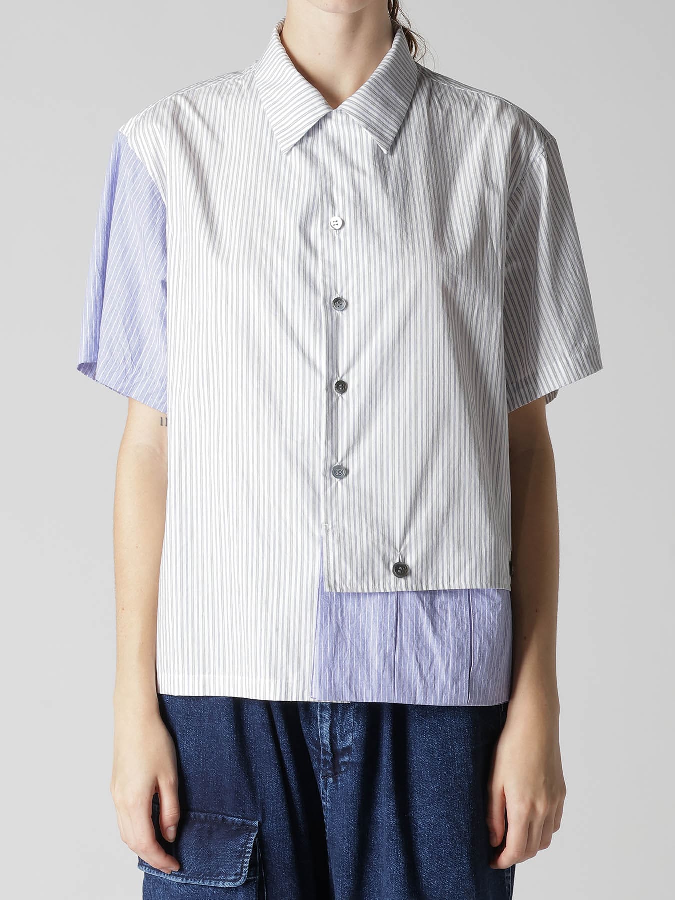 OPEN COLLAR SHORT SLEEVE BLOUSE