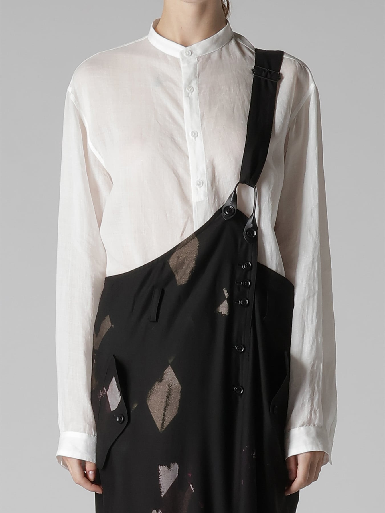 RAMIE STAND COLLAR BLOUSE