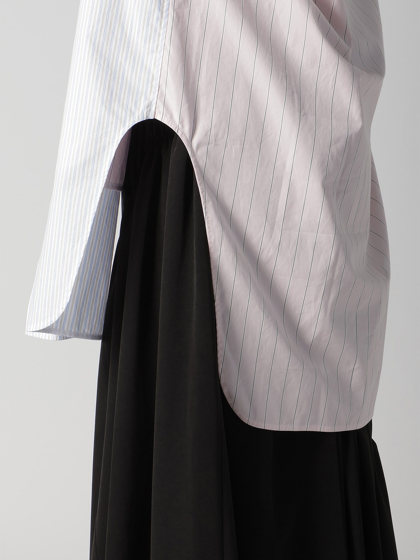 COTTON STRIPE ASYMMETRIC SHIRT A