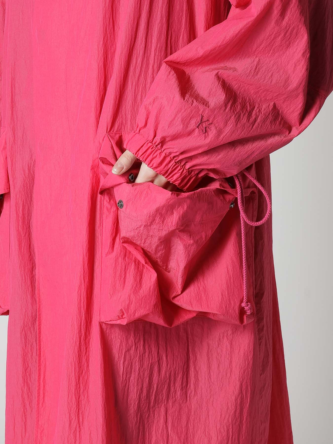 NY/ JET TAFFETA HOODED BIG COAT