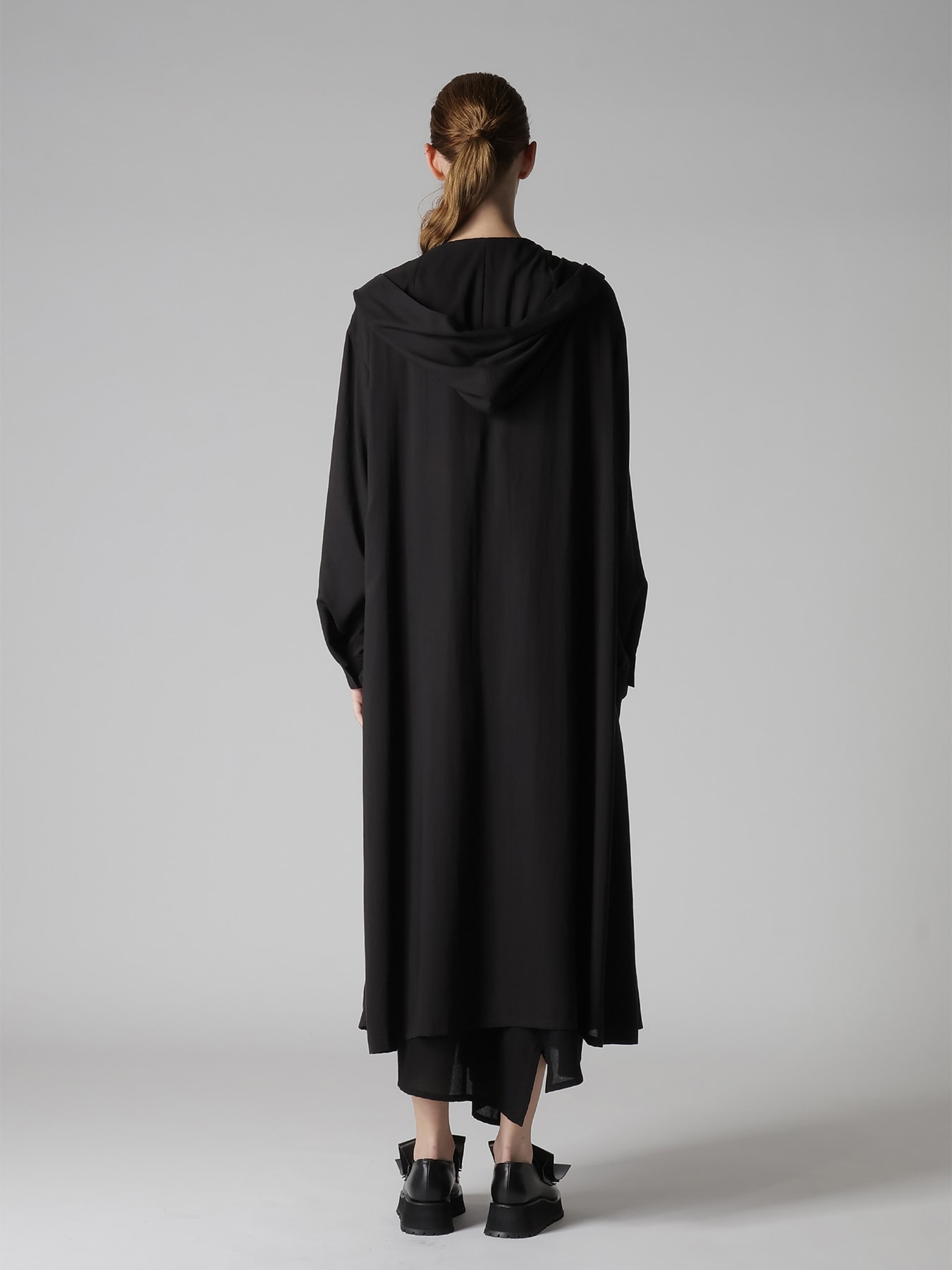 CELLULOSE LAWN HOODED GOWN