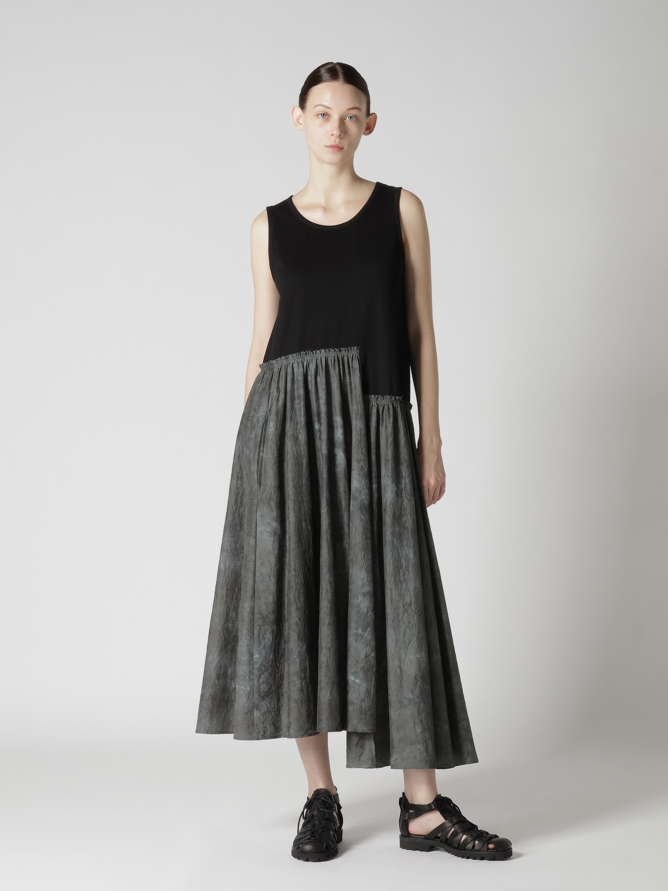 "CHUSEN" SLEEVELESS DRESS