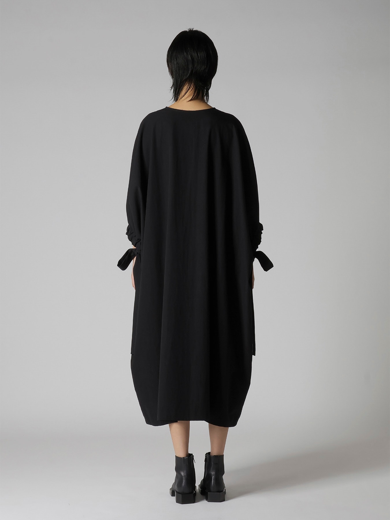 COTTON BROAD SLEEVE ROUNDNECK DRESS