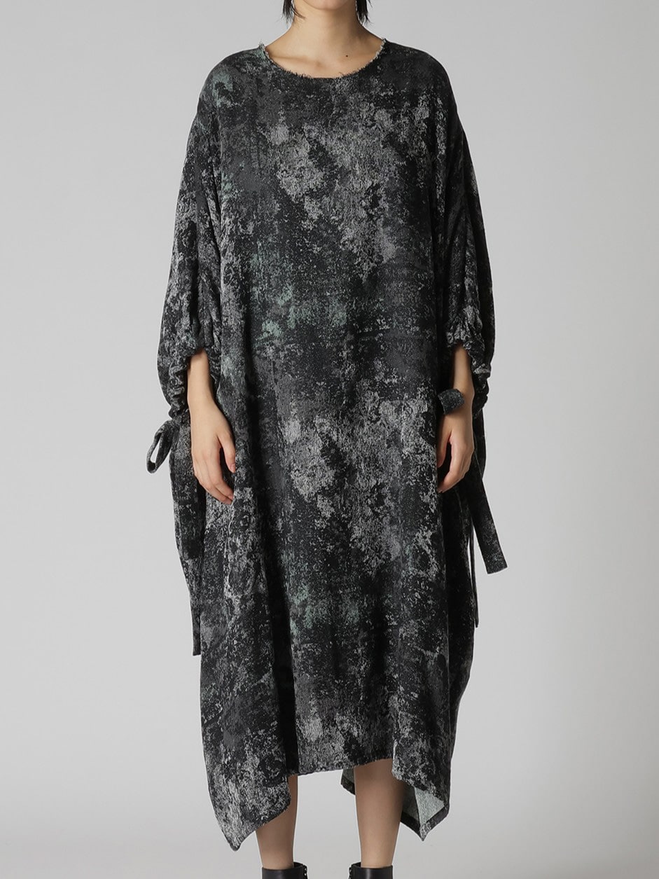 RUG PATTERN JACQUARD SLEEVE ROUNDNECK DRESS