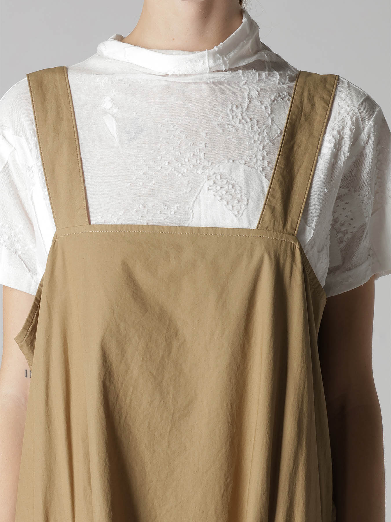 COTTON TYPEWRITER SHIRRING SHOULDER STRAP DRESS