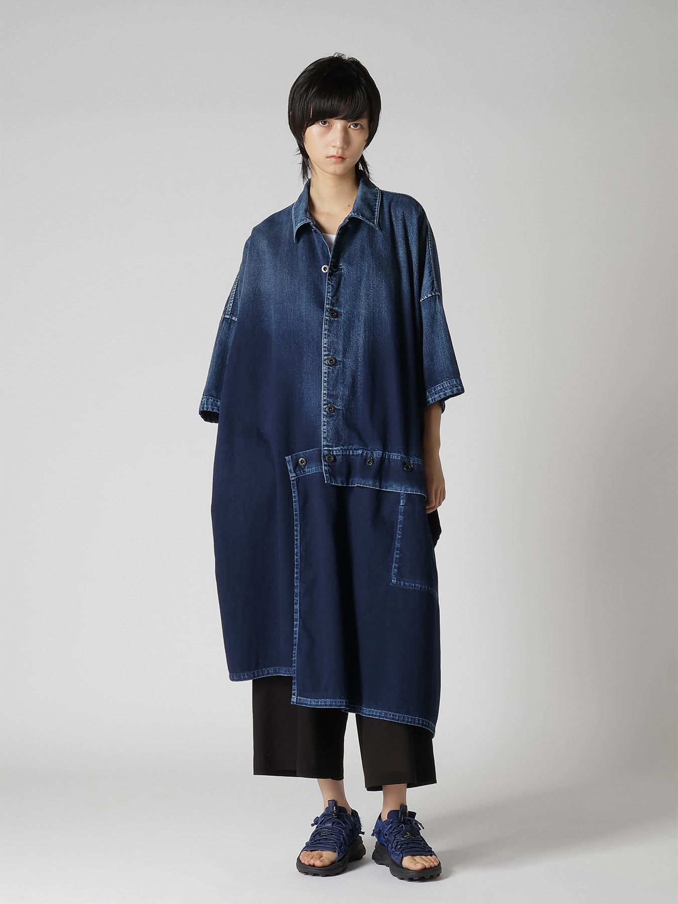 8OZ SPOTTED DENIM SHORT-SLEEVE DRESS