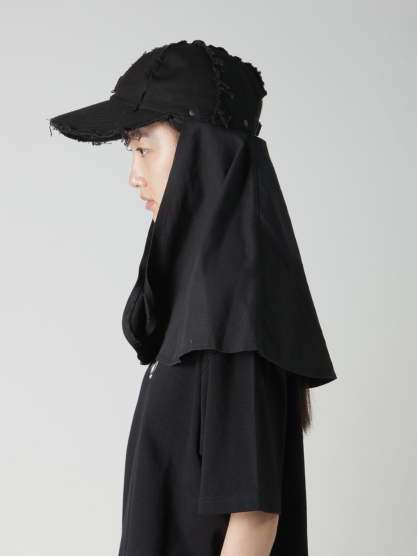 COTTON CANVAS CAP W/ CAPE