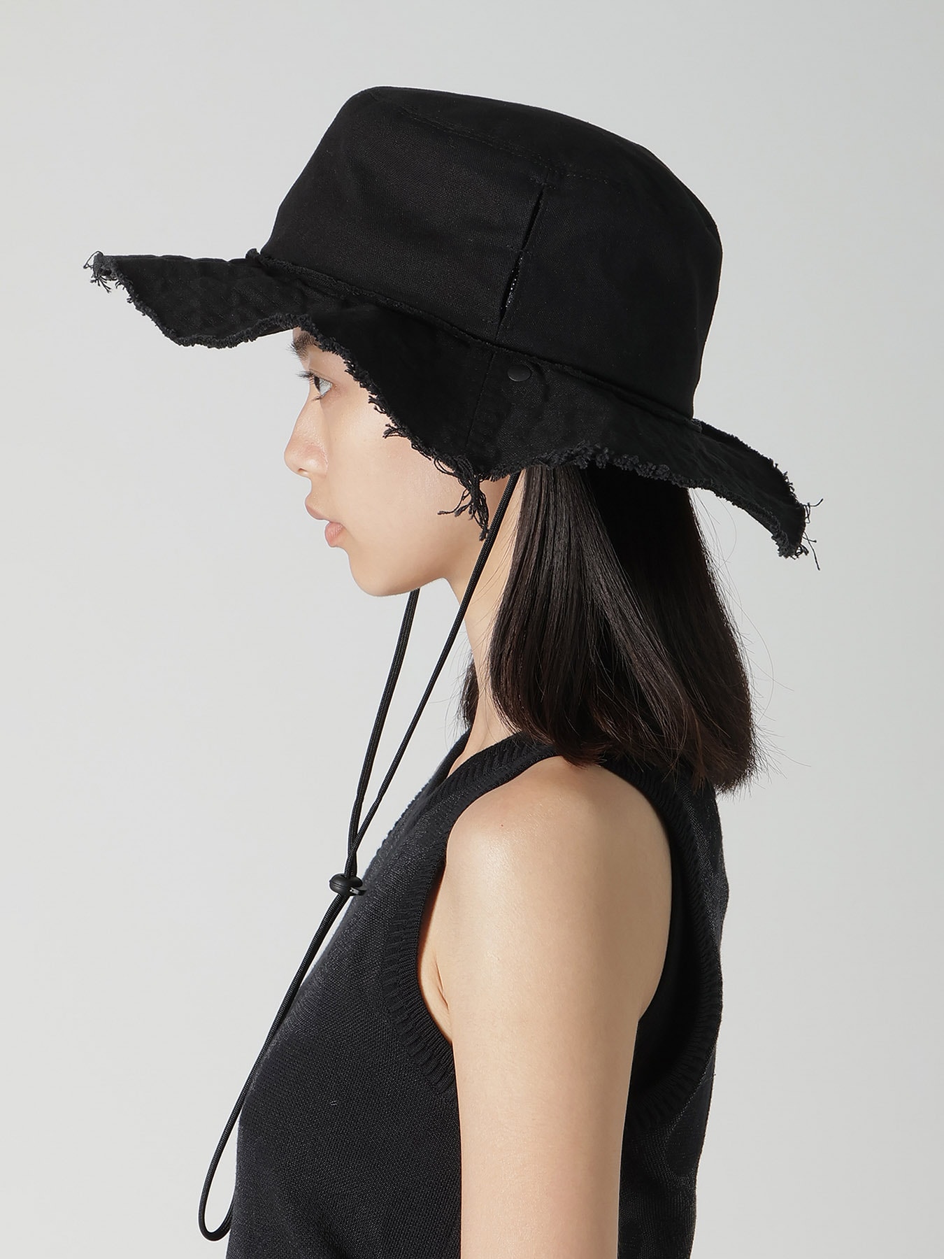 COTTON CANVAS HAT W/ CAPE