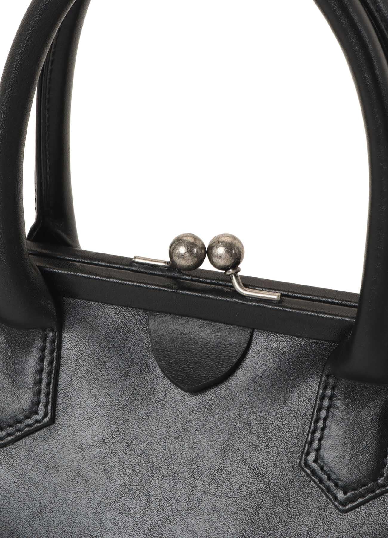 OIL SOFT LEATHER CURVED METAL CLASP BAG