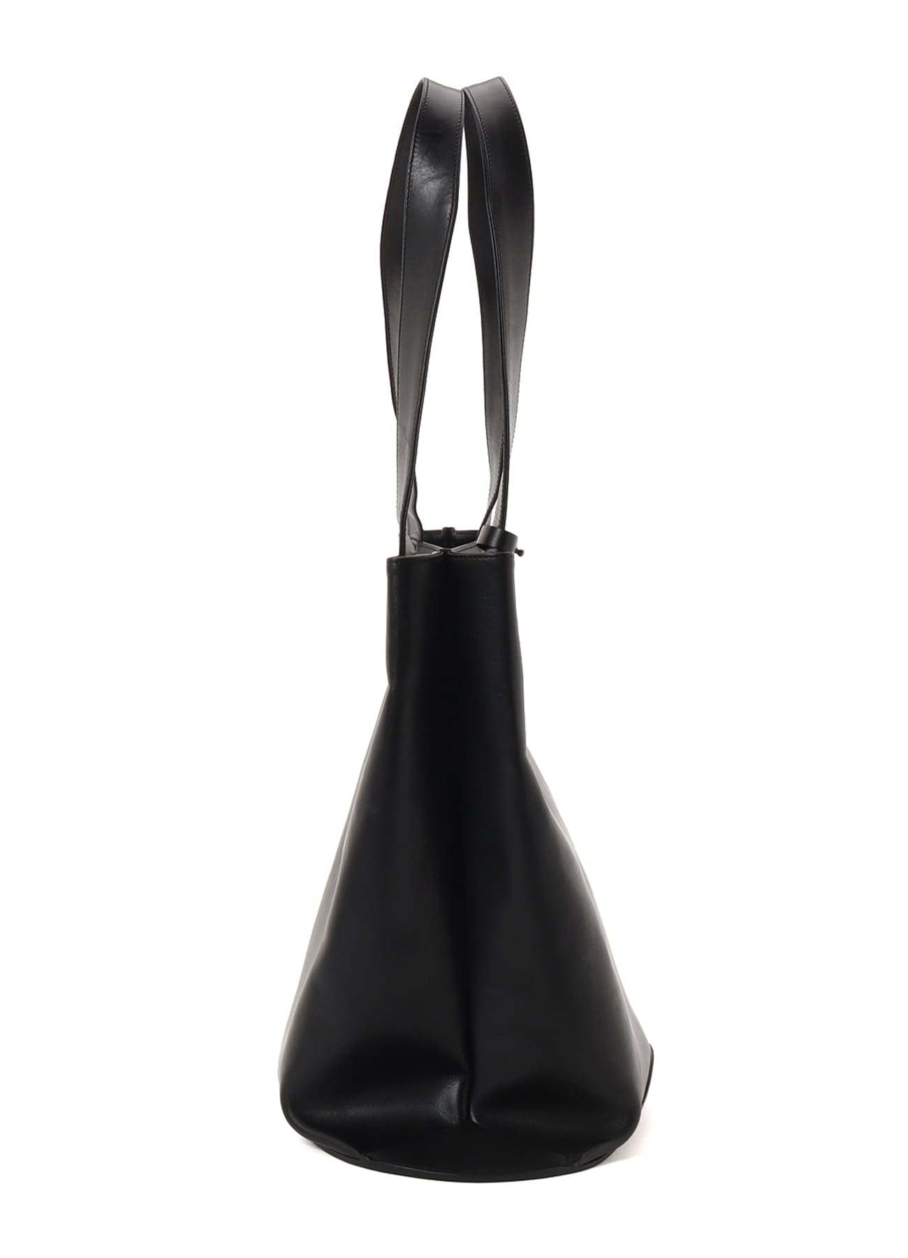 OIL SOFT LEATHER CURVED TOTE BAG