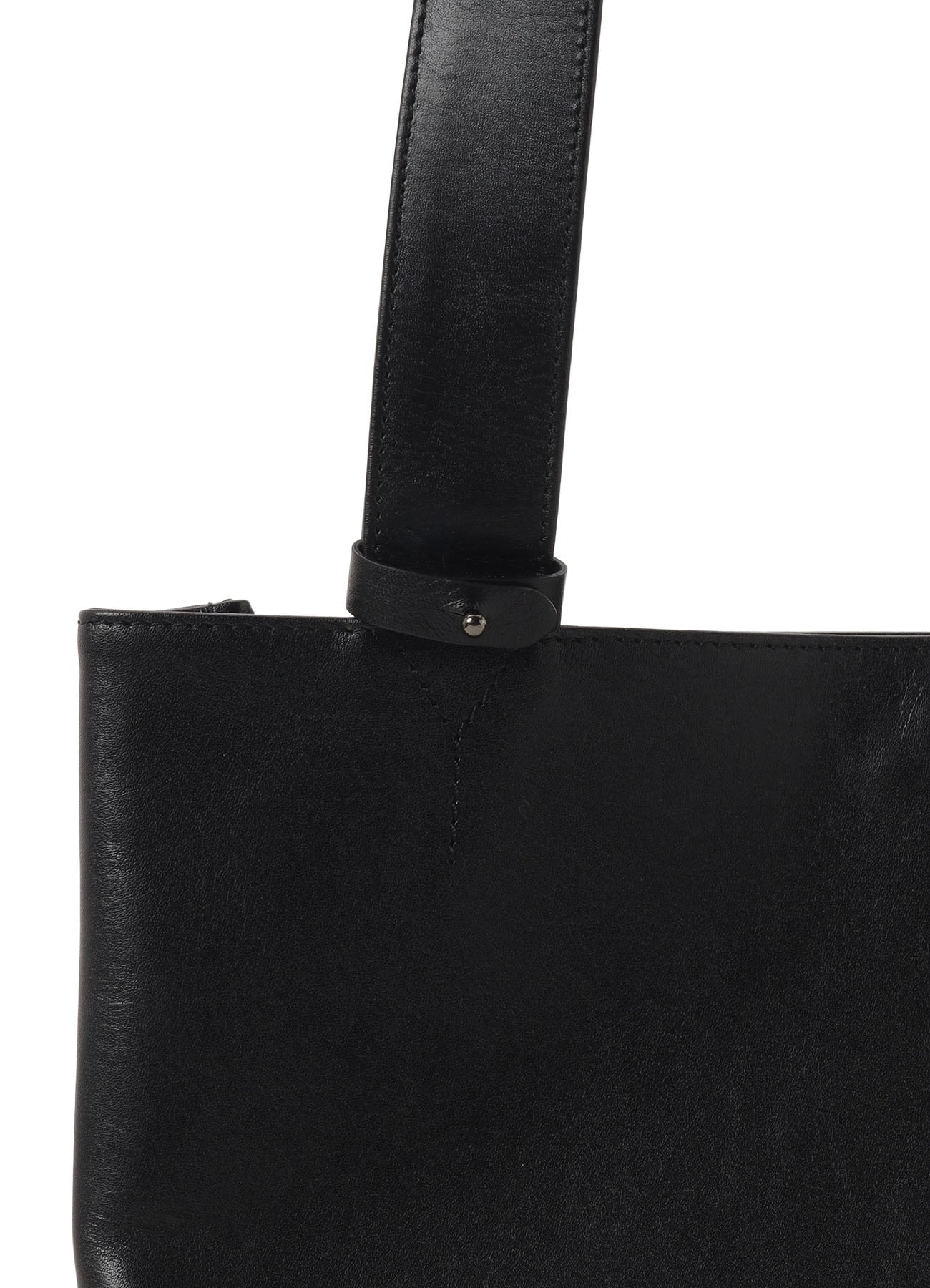 OIL SOFT LEATHER CURVED TOTE BAG