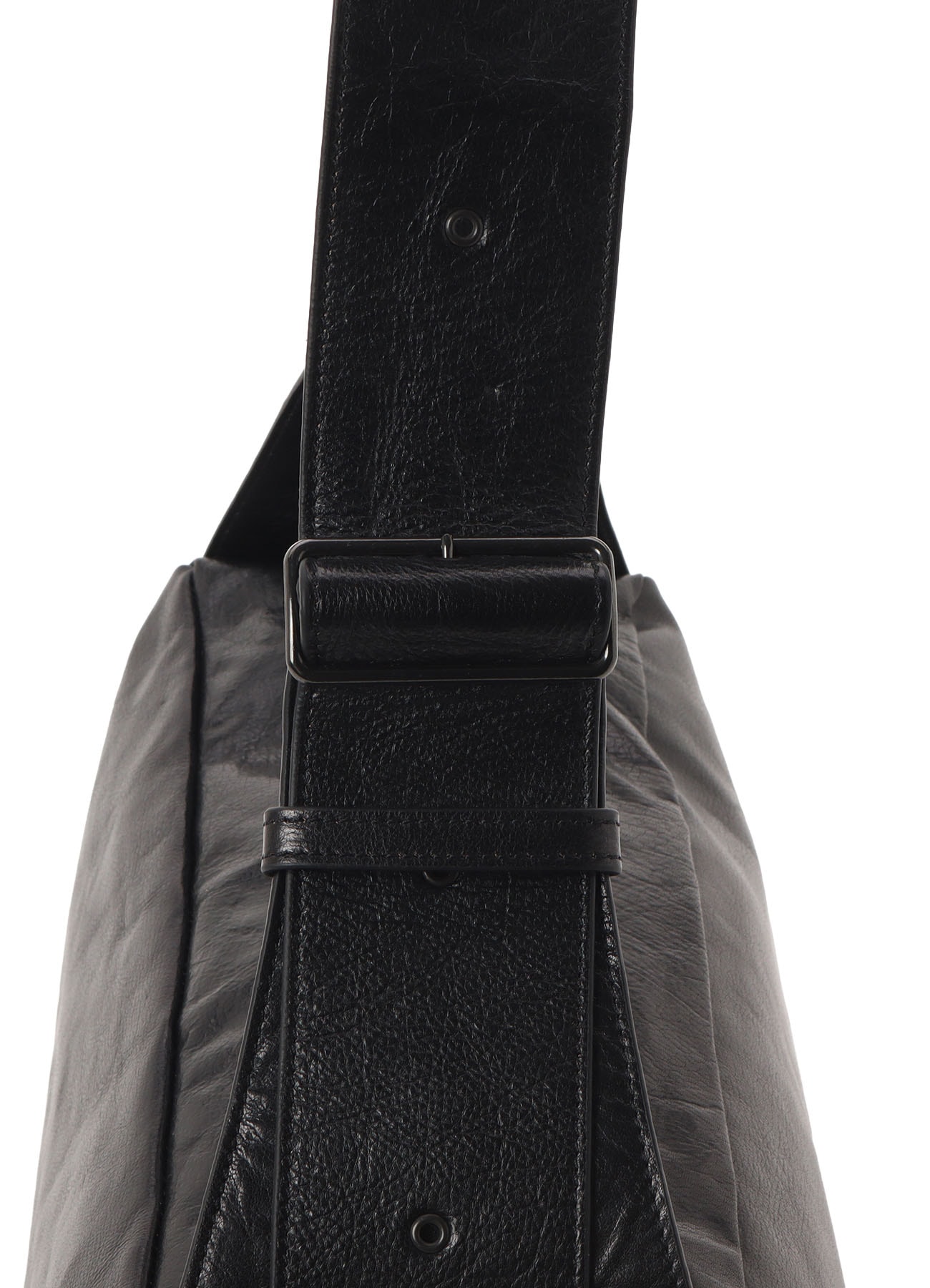 SURFACE-DYED SOFT TAN LEATHER BOX SHOULDER BAG