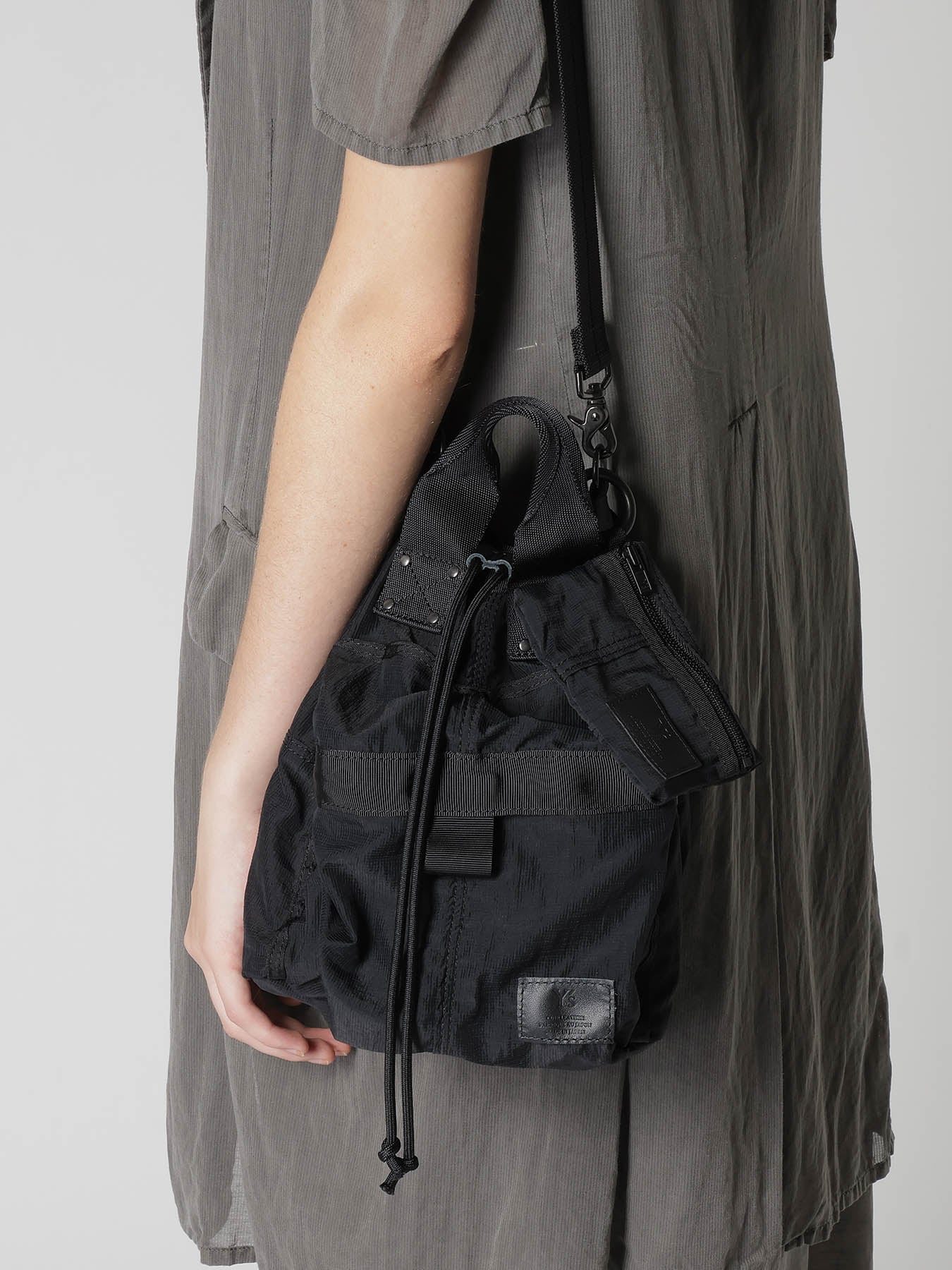 SHEER RIPSTOP NYLON SHOULDER POUCH