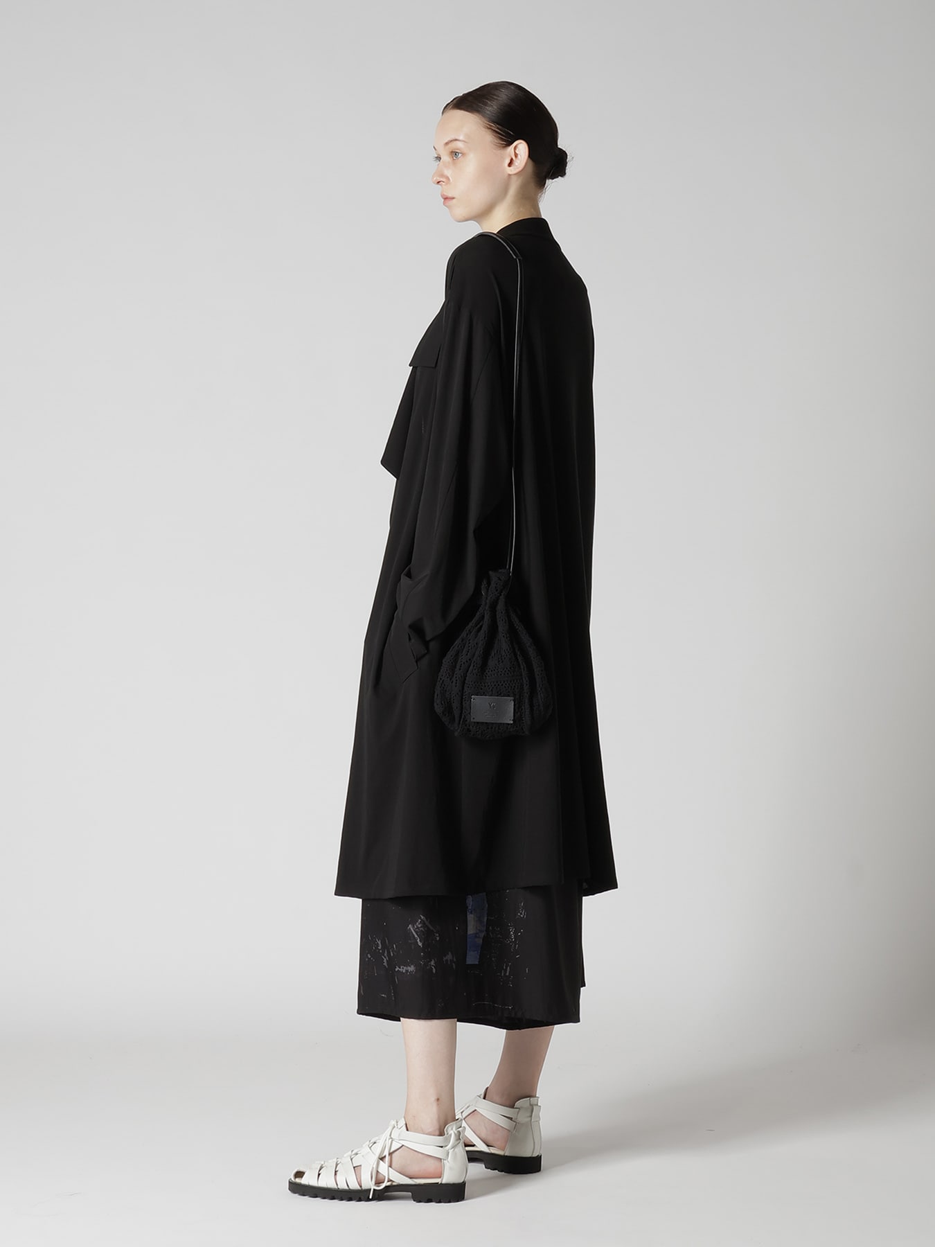 MEXICAN TILE PATTERN KNIT DRAWSTRING BAG