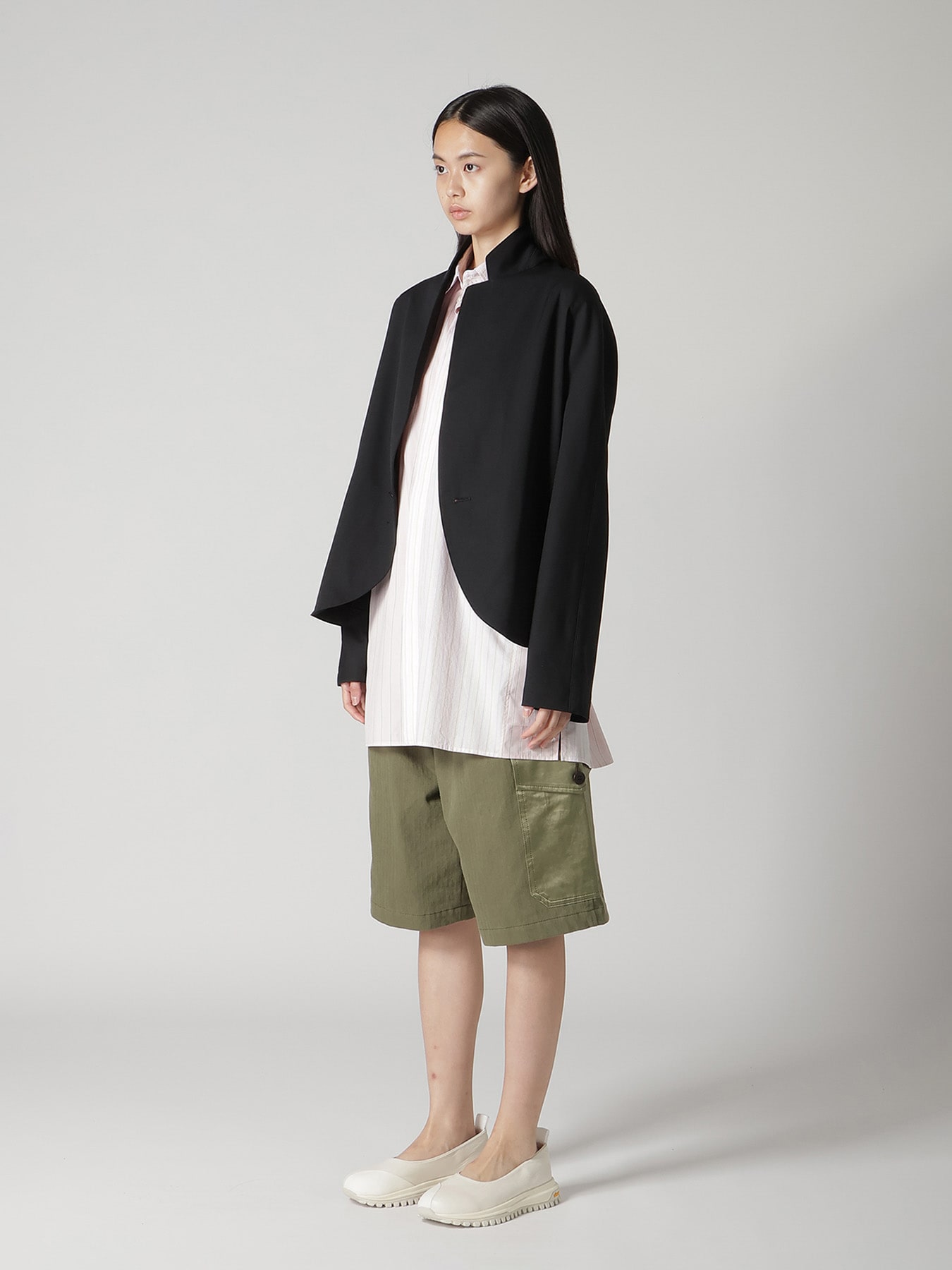 WOOL GABARDINE SET IN SLEEVE JACKET