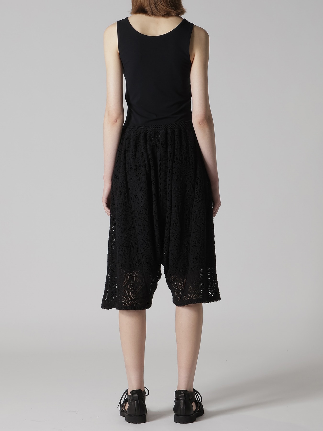 MEXICAN TILE PATTERN KNIT HALF PANTS