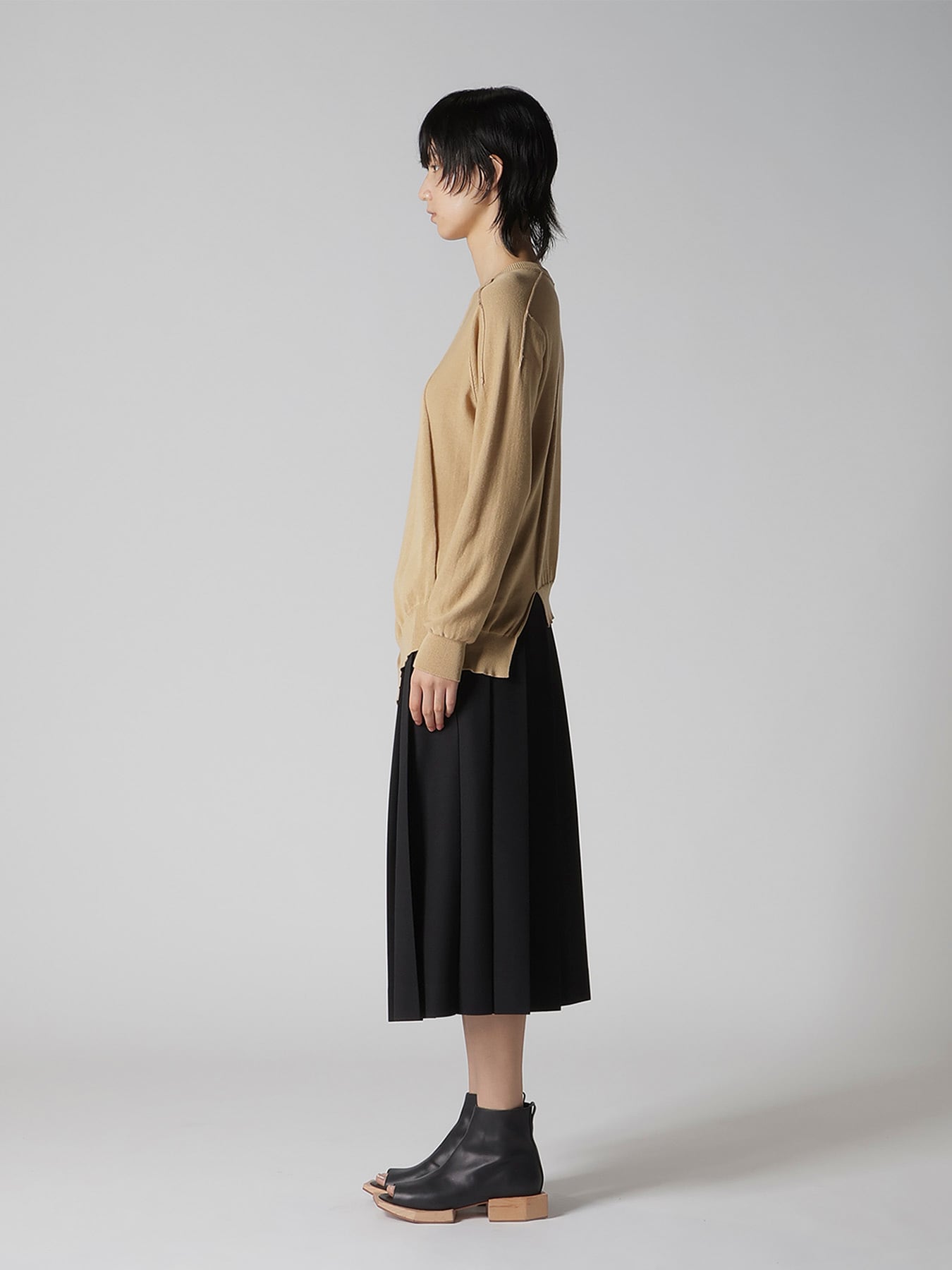 "Y" INTERSIA JERSEY LONG SLEEVE PULLOVER