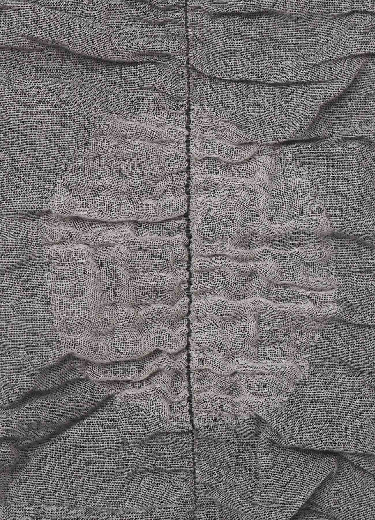 DOT JACQUARD GATHER SCARF