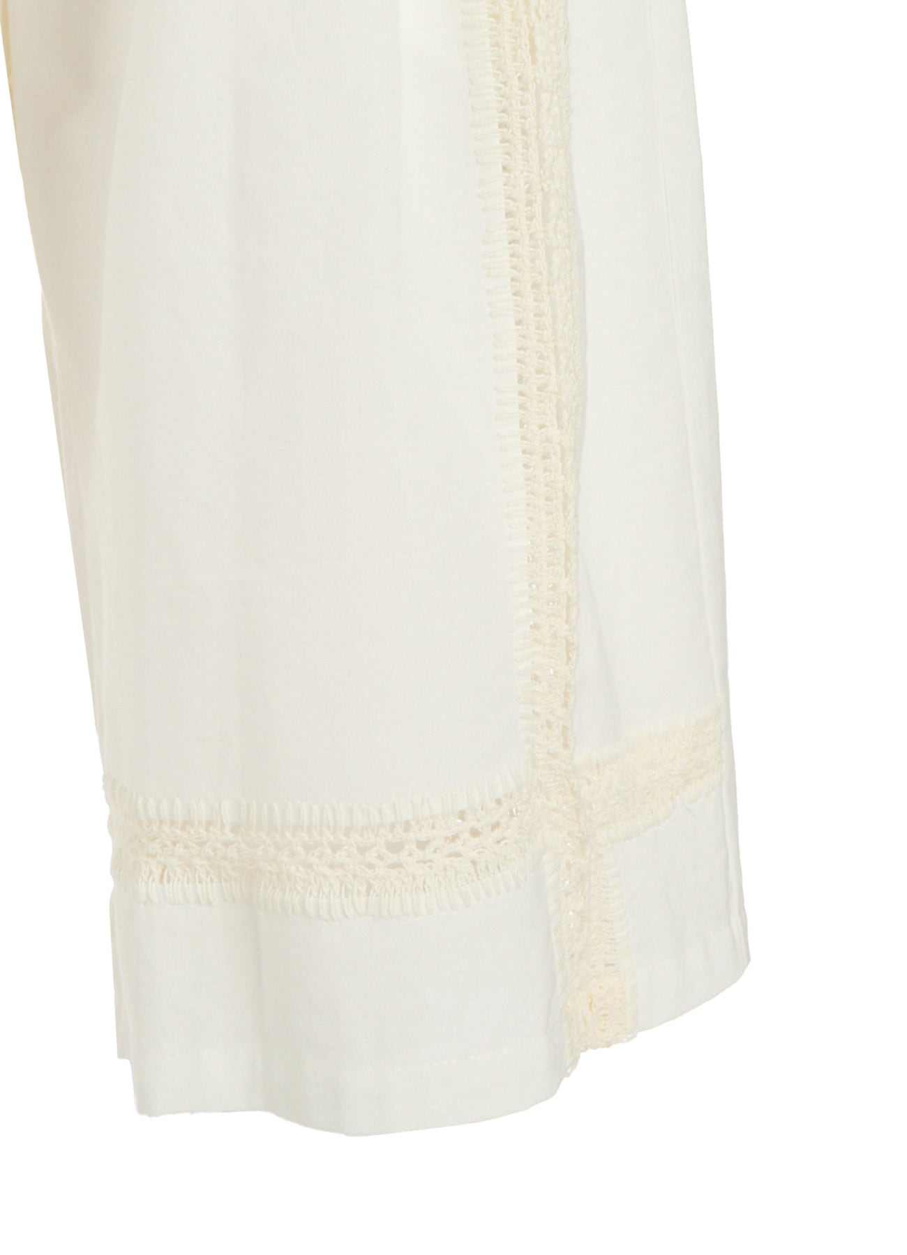 COTTON CROCHET PATCHWORK 3 TUCK HALF PANTS
