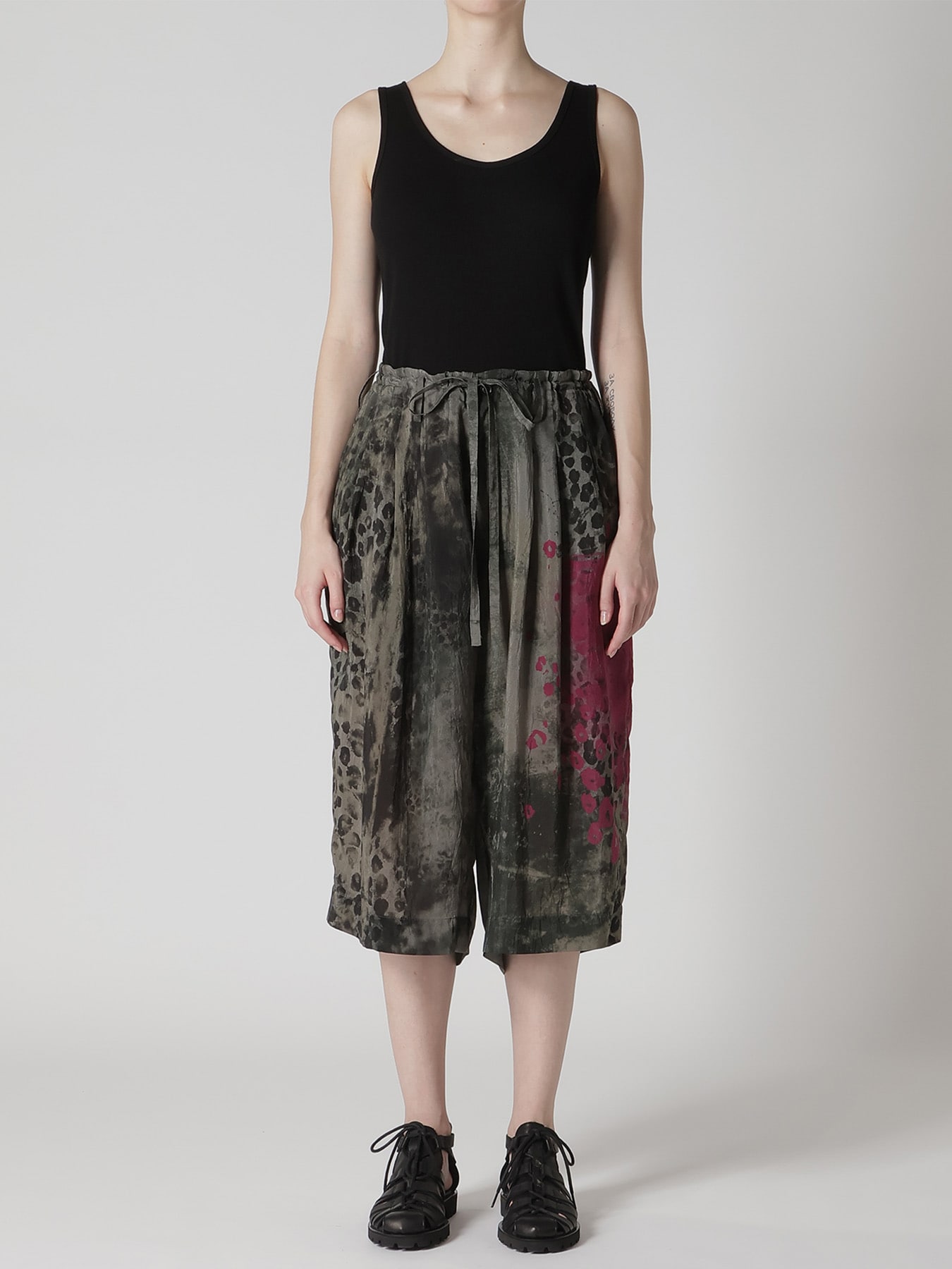 LEOPARD CUPRO HALF PANTS