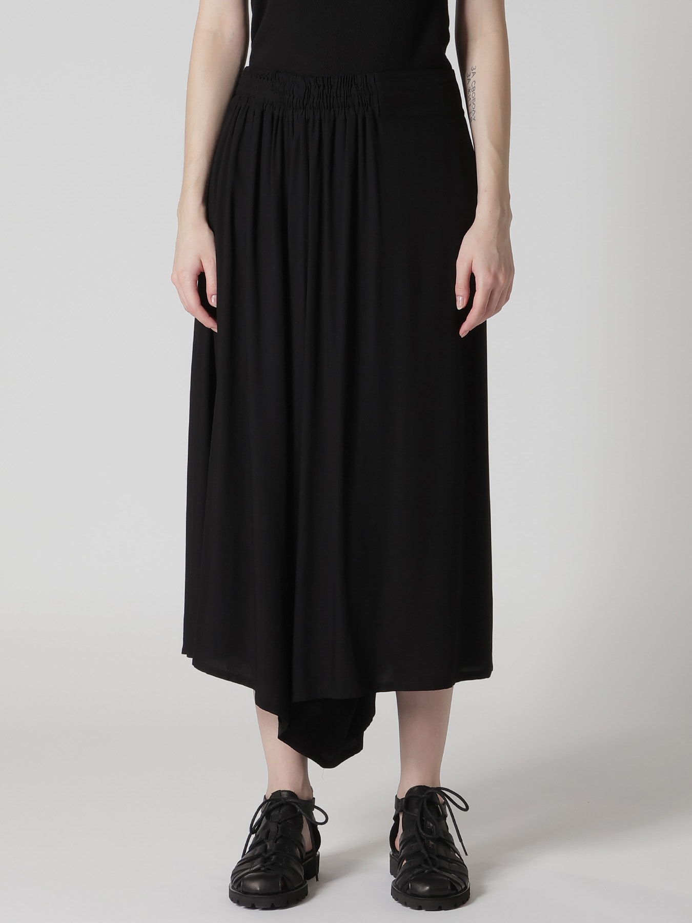 RAYON TWILL RIGHT SIDE GATHER PANTS