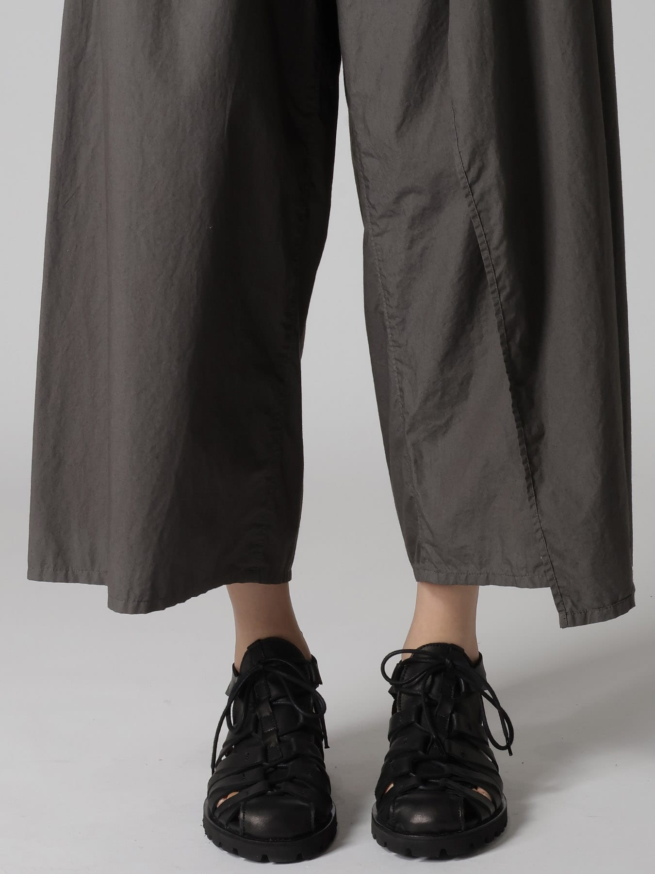 COTTON TYPEWRITER LEFT DRAPE PANTS