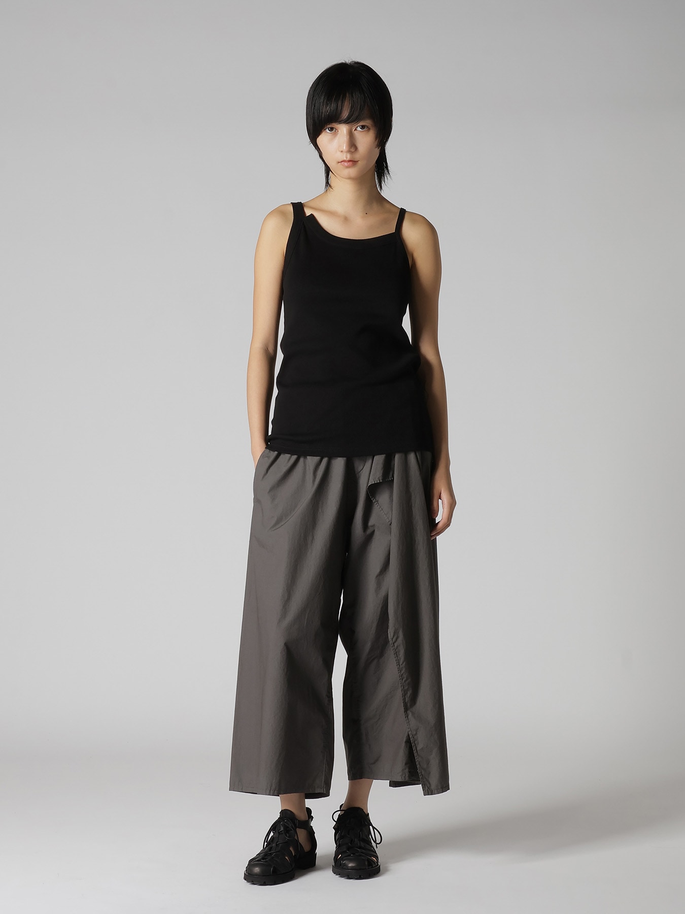 COTTON TYPEWRITER LEFT DRAPE PANTS