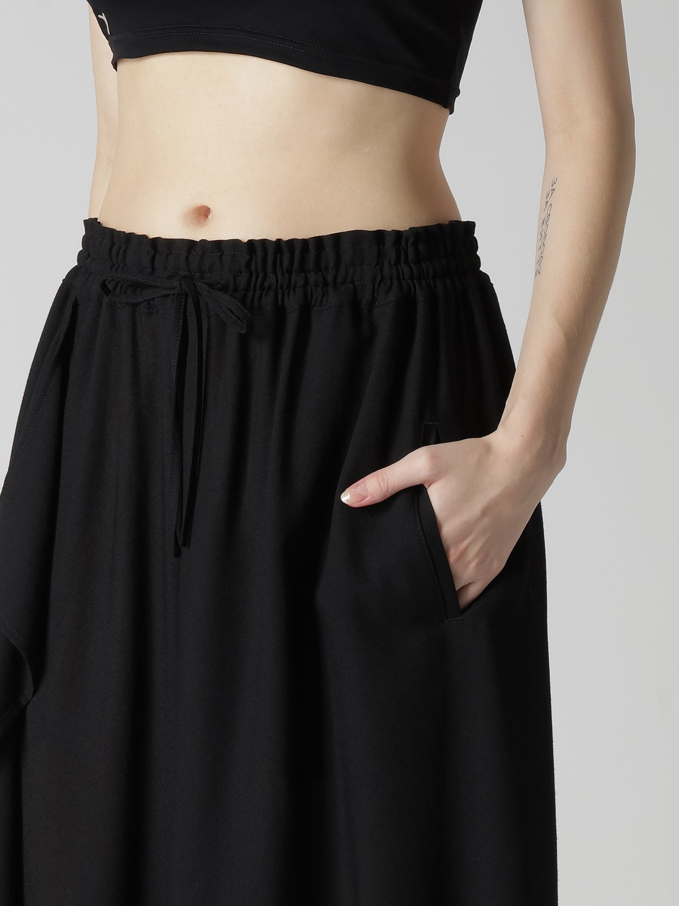 RY/NY GAUZE DRAPE FLARE PANTS