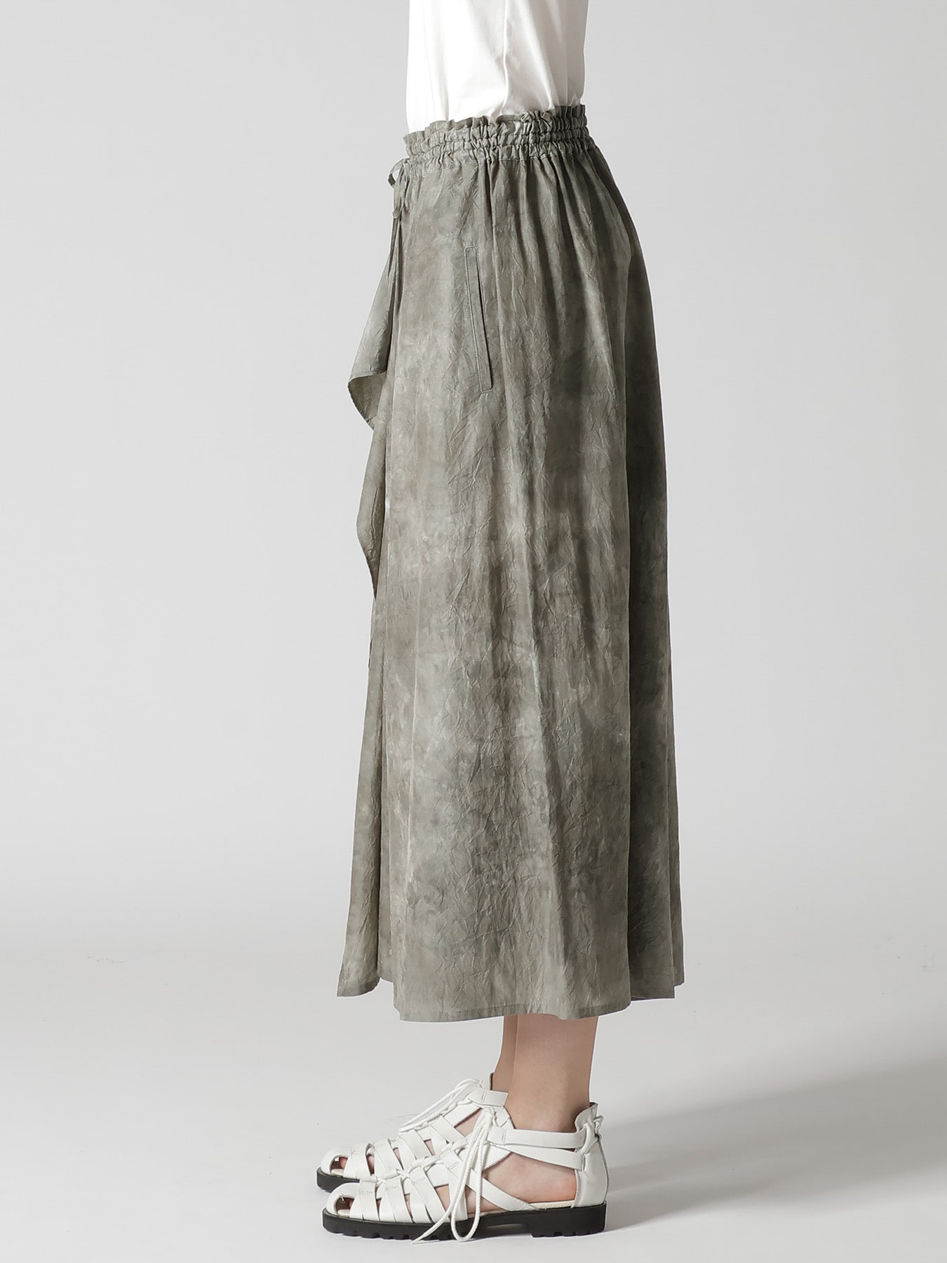 "CHUSEN" DRAPE FLARE PANTS