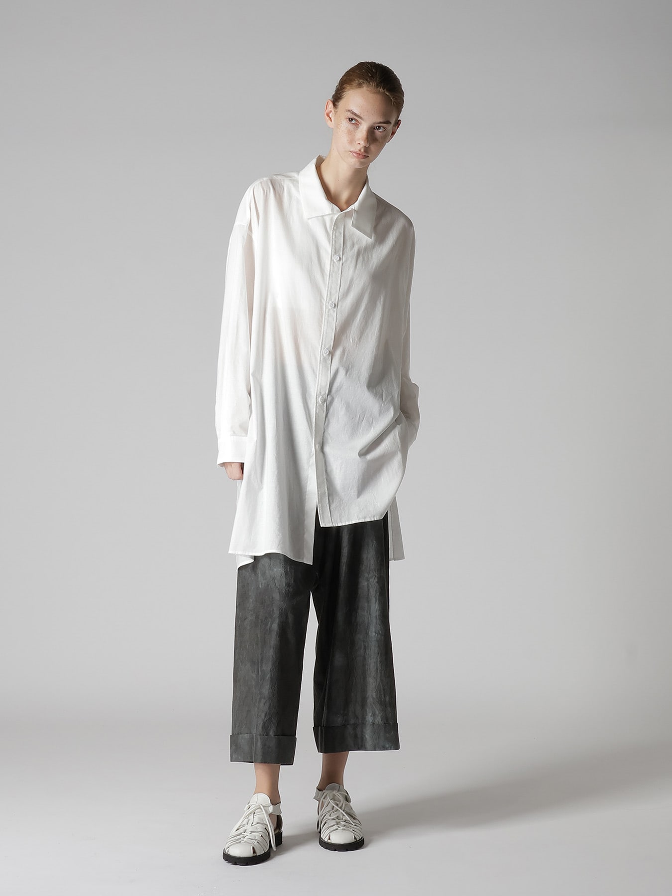 "CHUSEN" FRONT TUCK PANTS