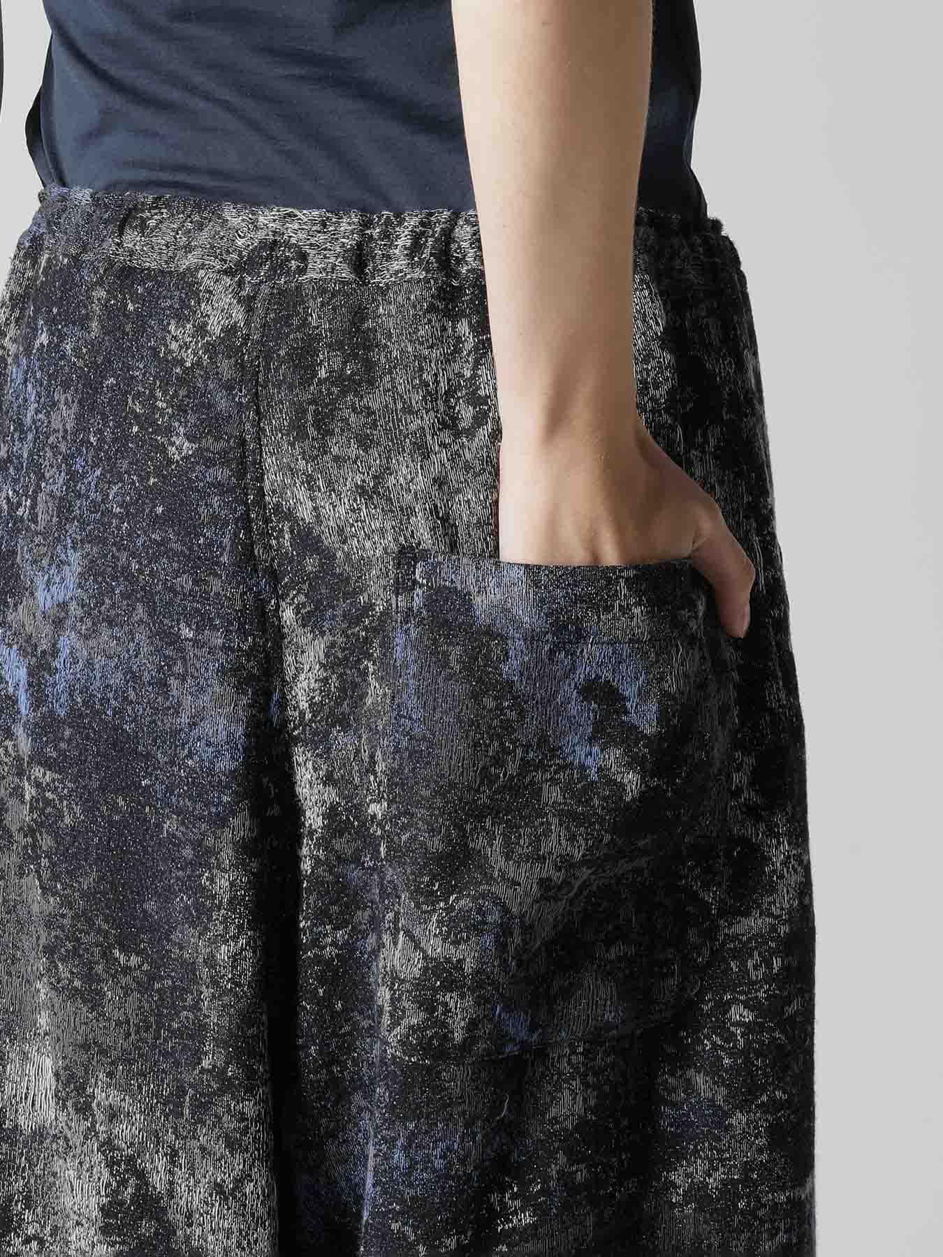 RUG PATTERN JACQUAR FRONT TUCK MACKIN PANTS