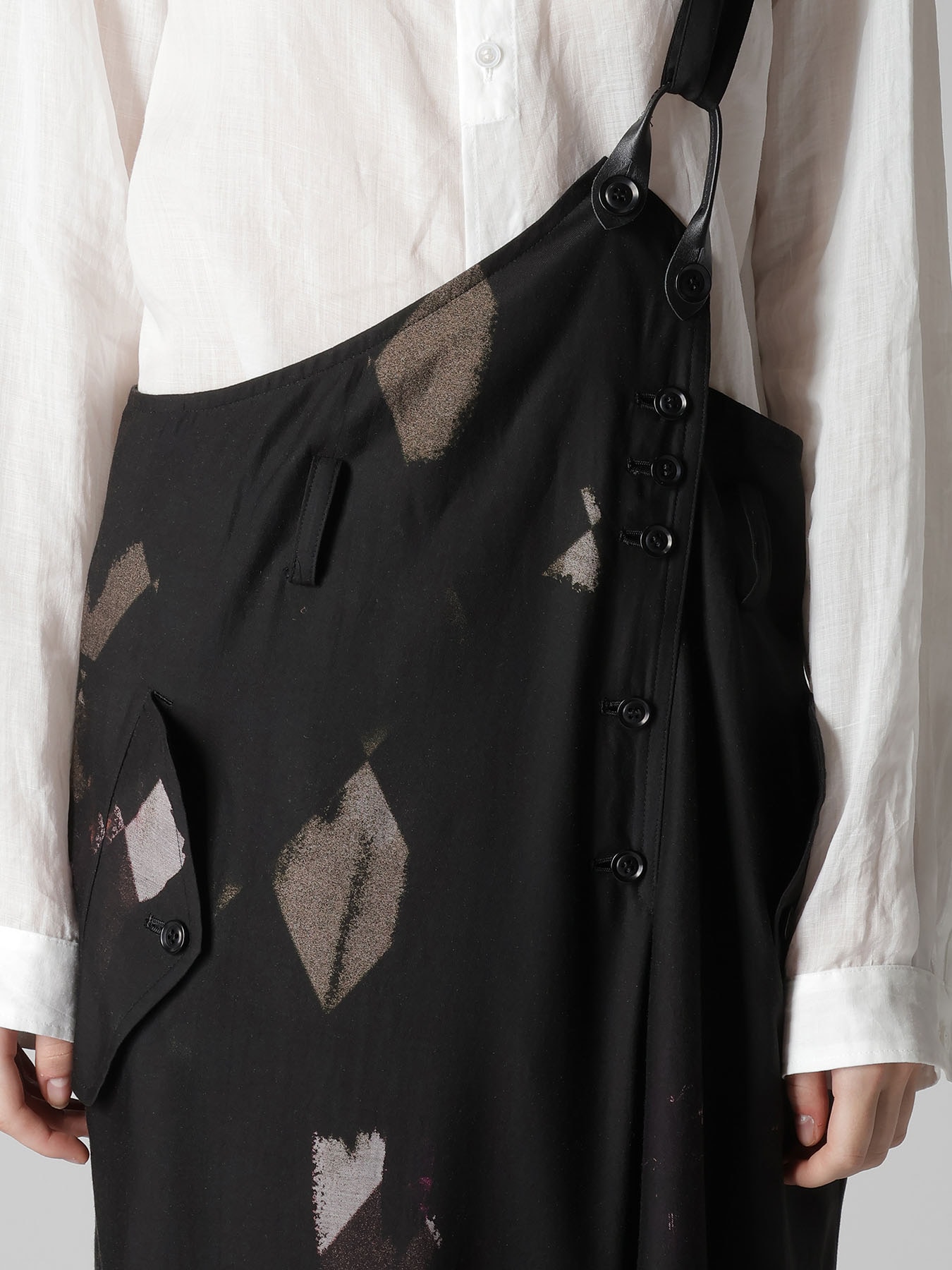 DIAMOND PATTERN CUPRO DUNGAREE PANTS